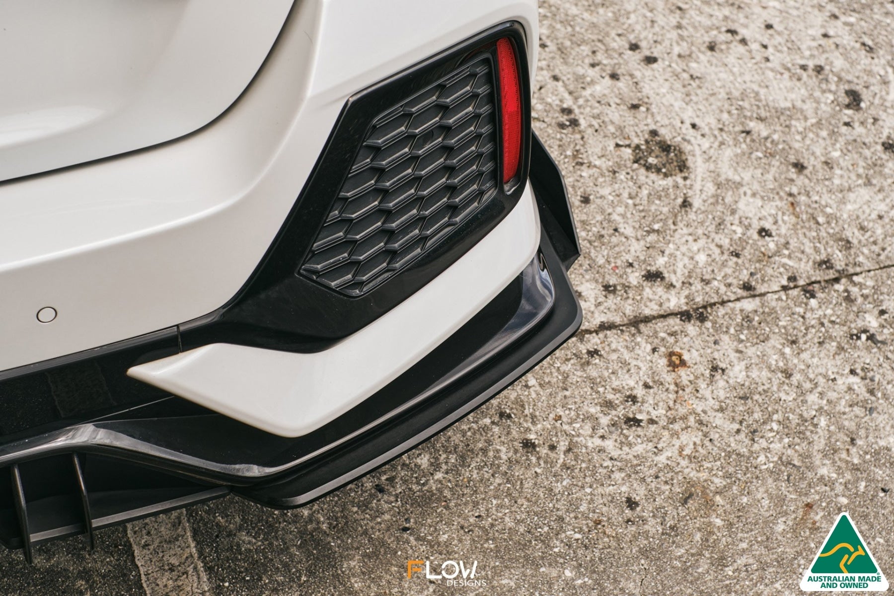 Flow Designs FK4/FK7 Civic RS Hatch PFL Rear Spats (Pair) - iilumolab