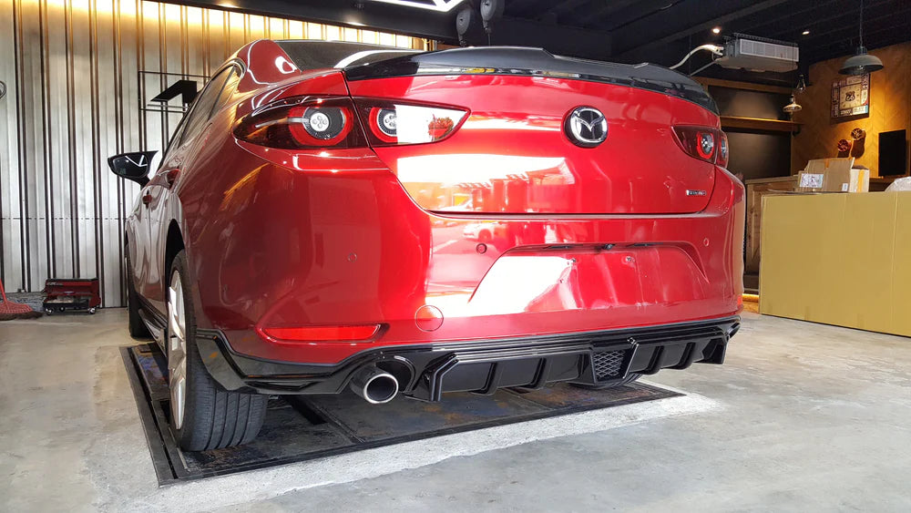 Kuroi Style Rear Lip for Mazda 3 BP Sedan 2019+ - iilumolab