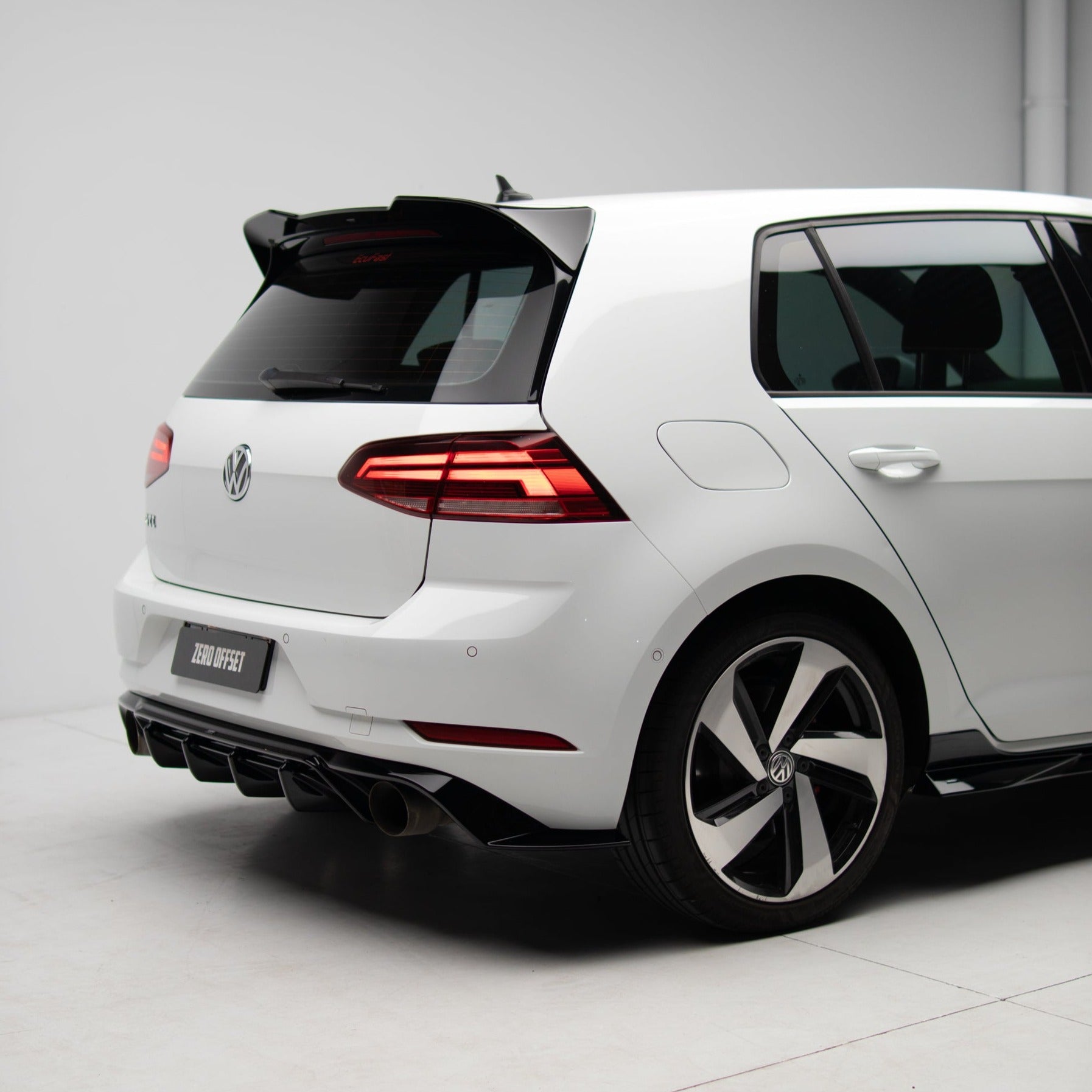 Zaero Designs EVO-1 Full Kit for Volkswagen Golf MK7.5 GTI 2018-2021 - iilumolab