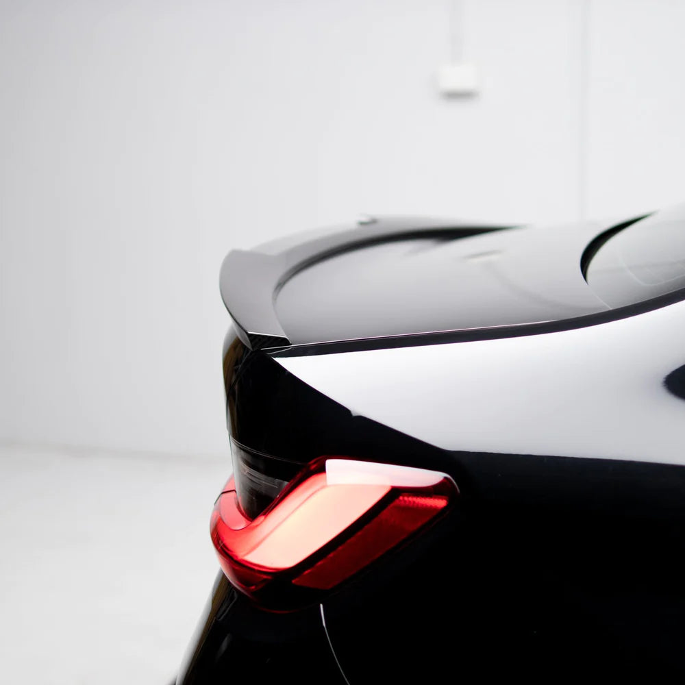 M4 Style Pre Pregged Dry Carbon Fiber Spoiler For BMW 3 Series G20 / M3 G80 20+ - iilumolab