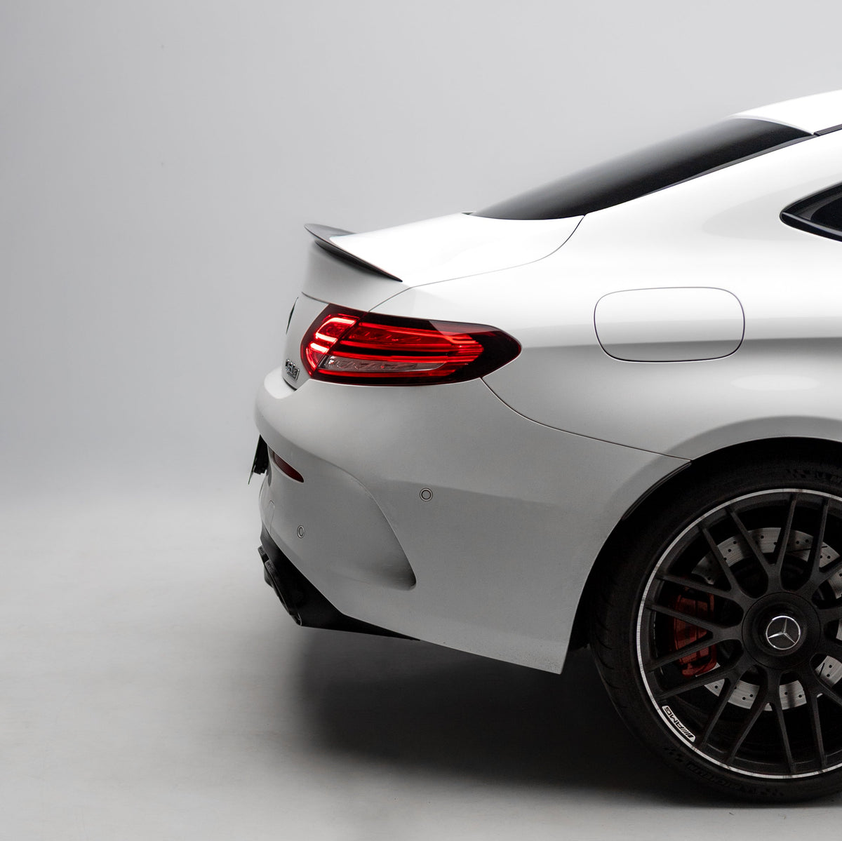OEM Style Pre Pregged Dry Carbon Fiber Spoiler for Mercedes-Benz C Class C205 Coupe
