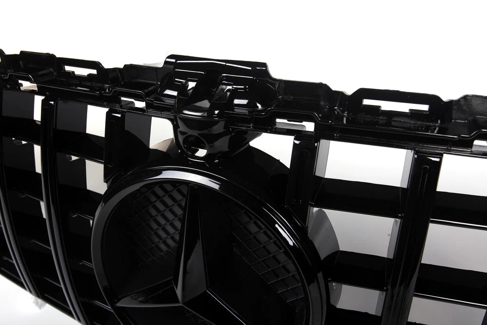 AMG Panamericana Style Grille for Mercedes C Class (AMG Line) C205/W205 19-22 - Black - iilumolab