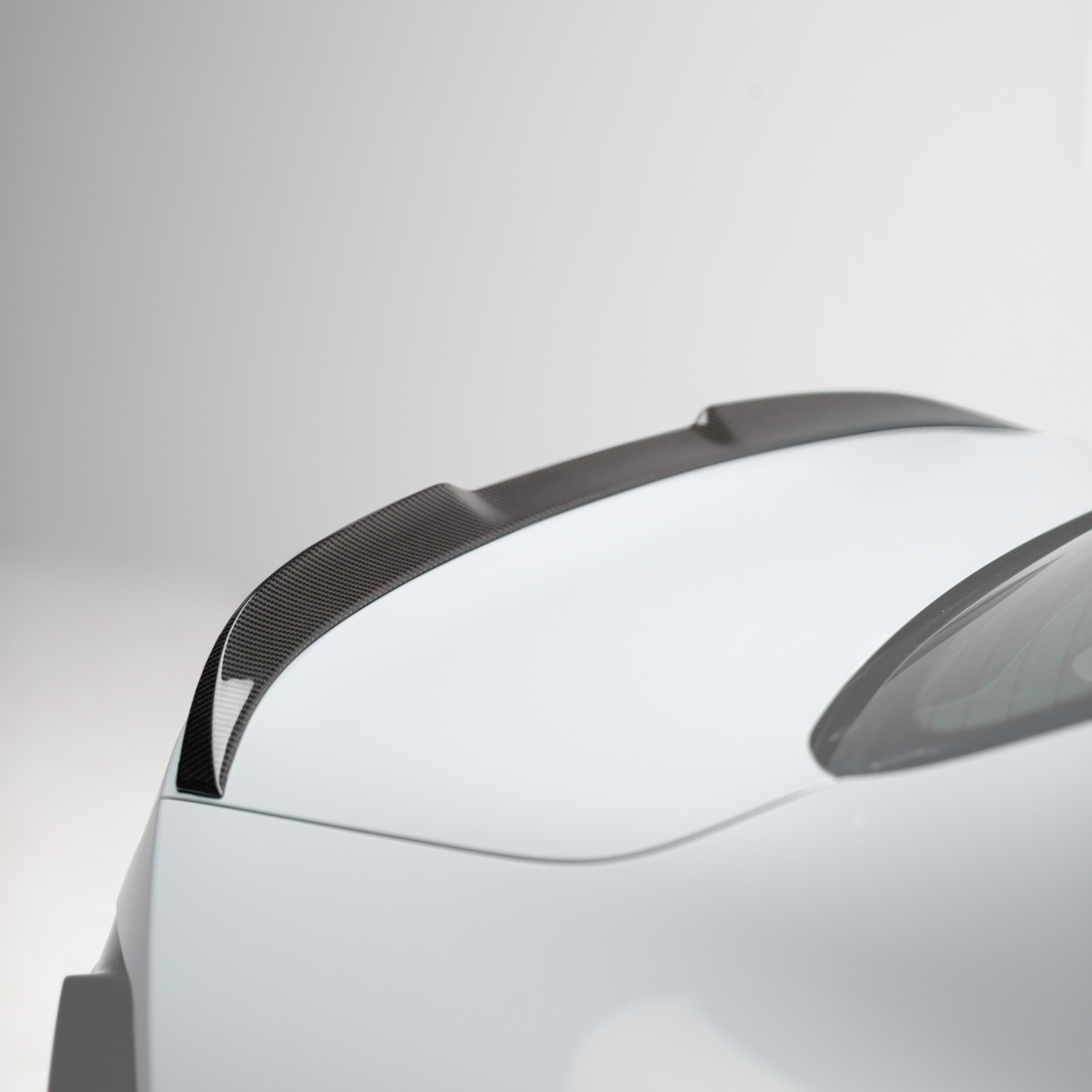 Sooqoo Pre Pregged Dry Carbon Fiber Spoiler for BMW 2 Series Coupe G42 2021+ / M2 G87 2023+