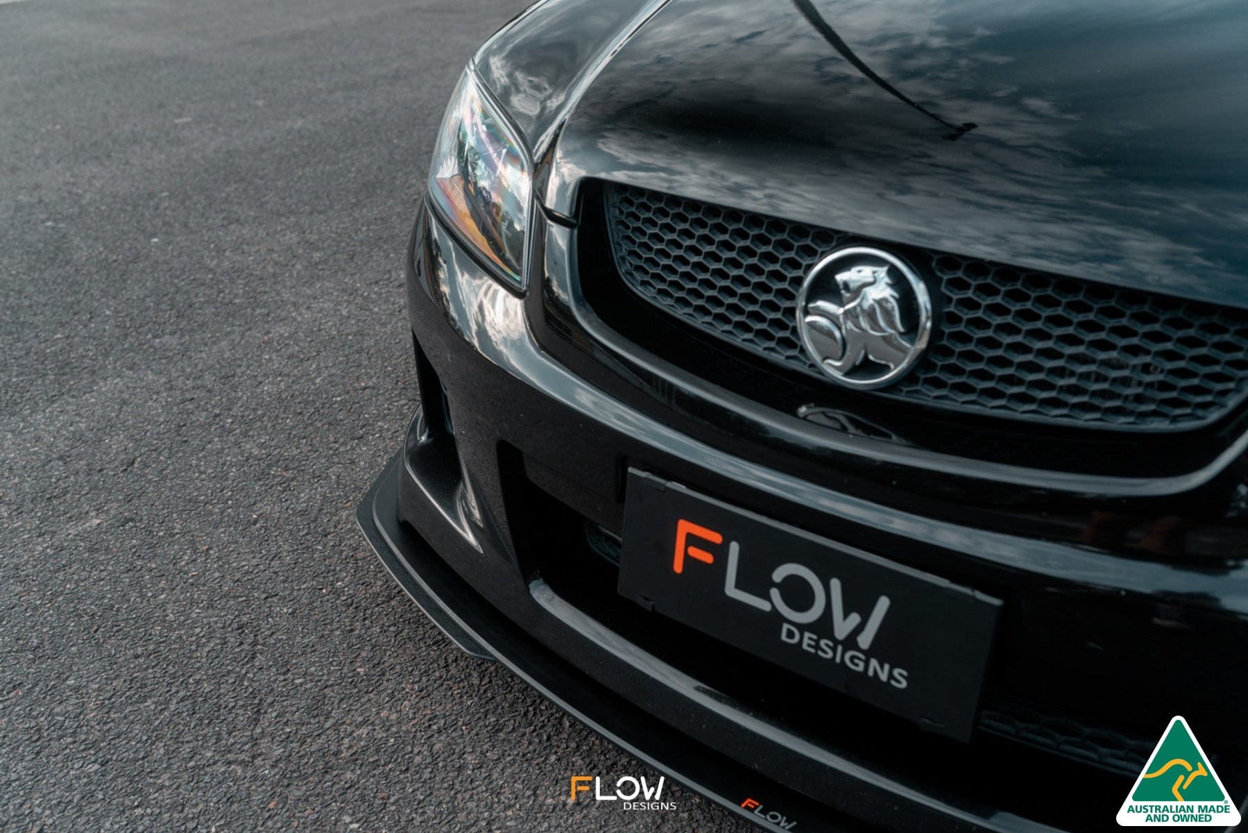Flow Designs VE Commodore S1 Sedan Front Lip Splitter Extensions (Pair) - iilumolab