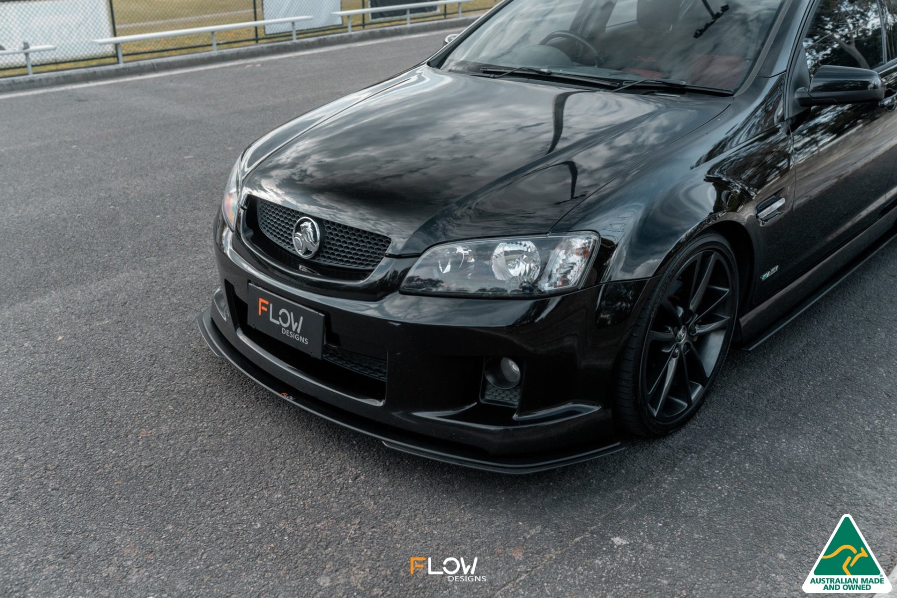 Flow Designs VE Commodore S1 Sedan Front Lip Splitter Extensions (Pair) - iilumolab