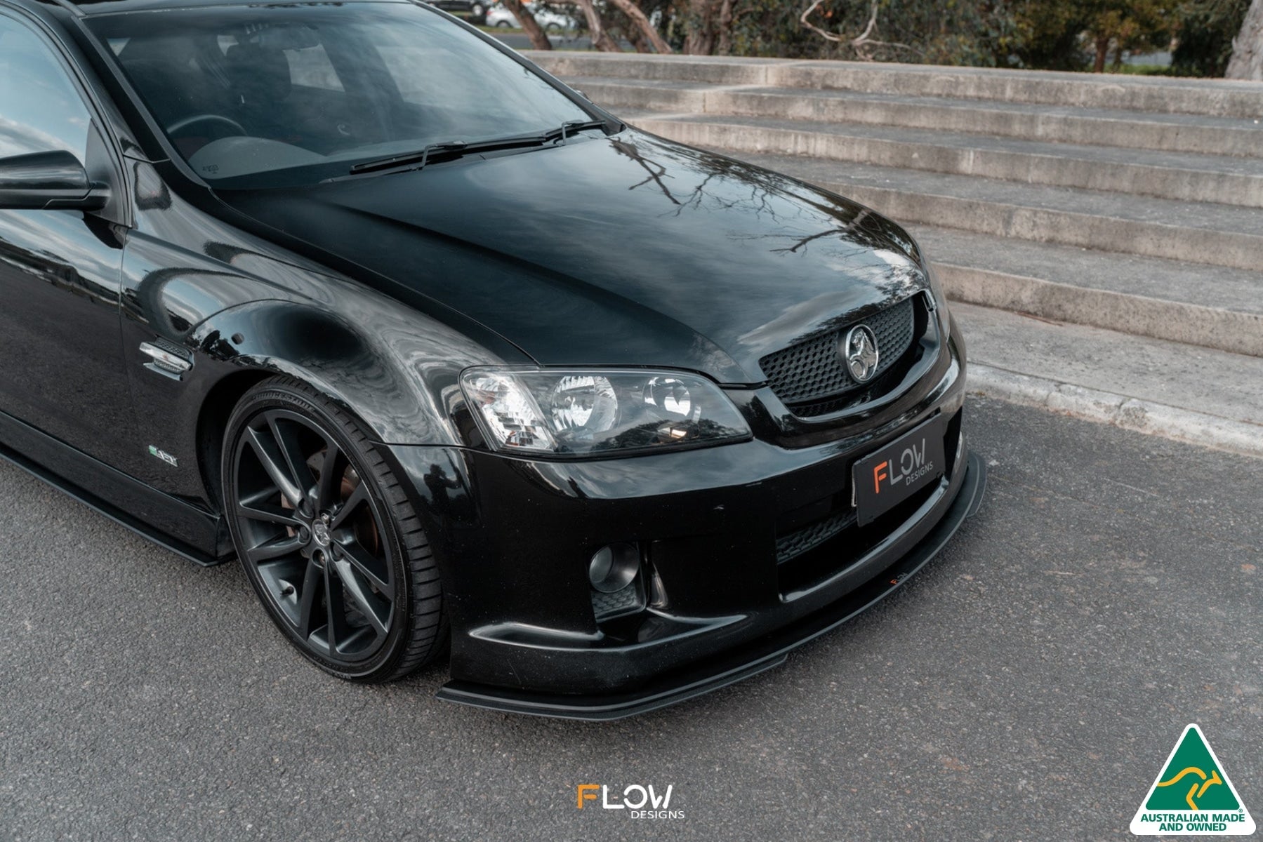 Flow Designs VE Commodore S1 Sedan Front Lip Splitter Extensions (Pair) - iilumolab