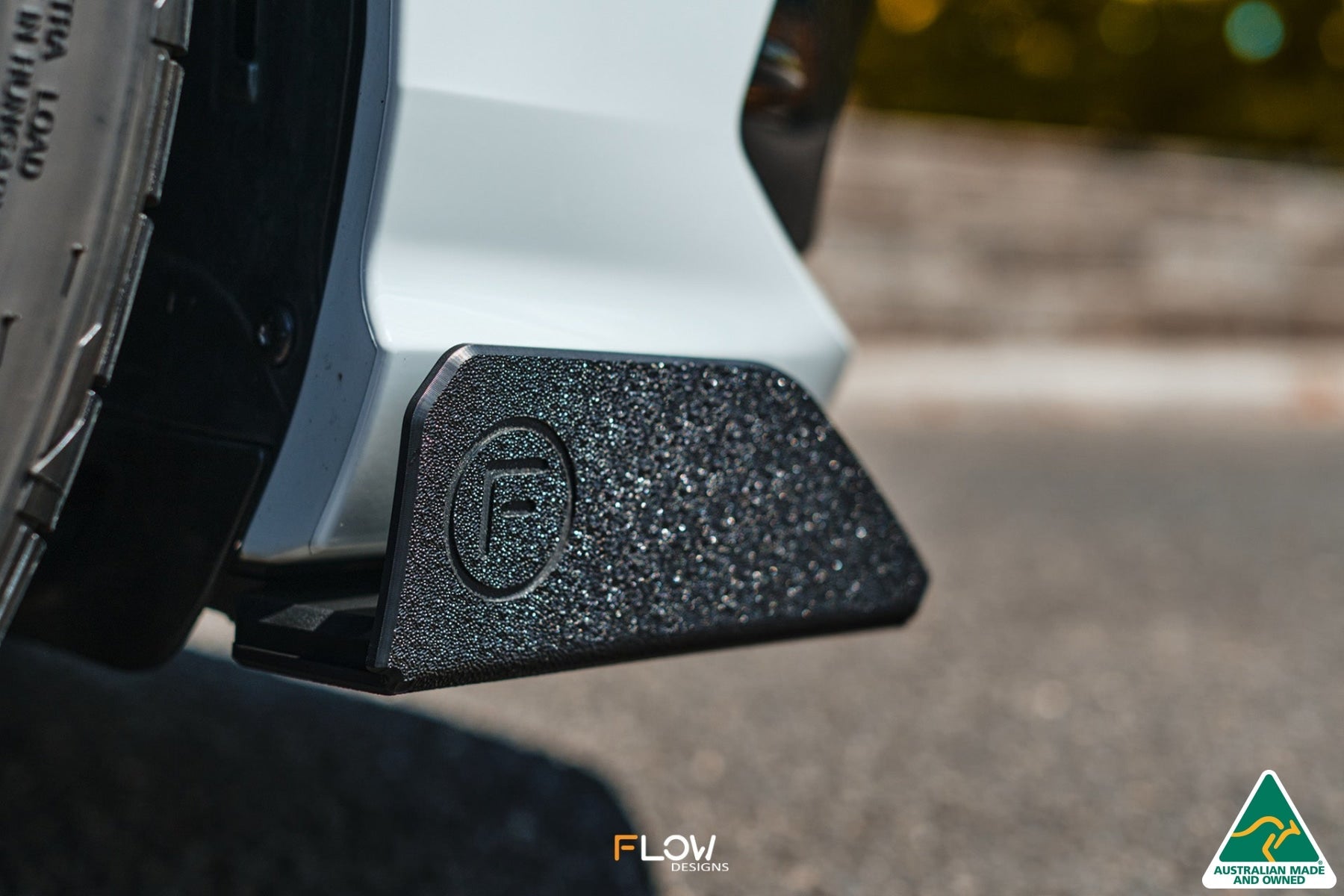 Flow Designs MK8 Golf R Front Lip Splitter Winglets (Pair) - iilumolab