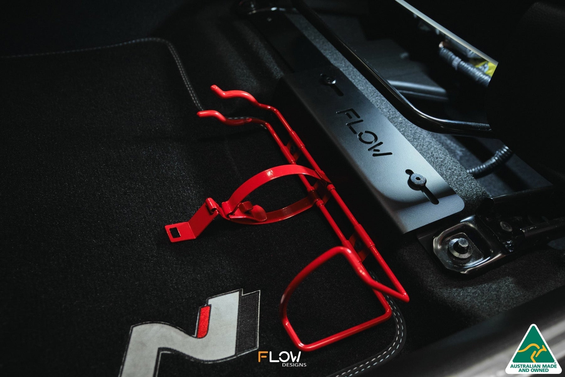 Flow Designs i20 N BC3 Adjustable Fire Extinguisher Bracket/Mount - iilumolab