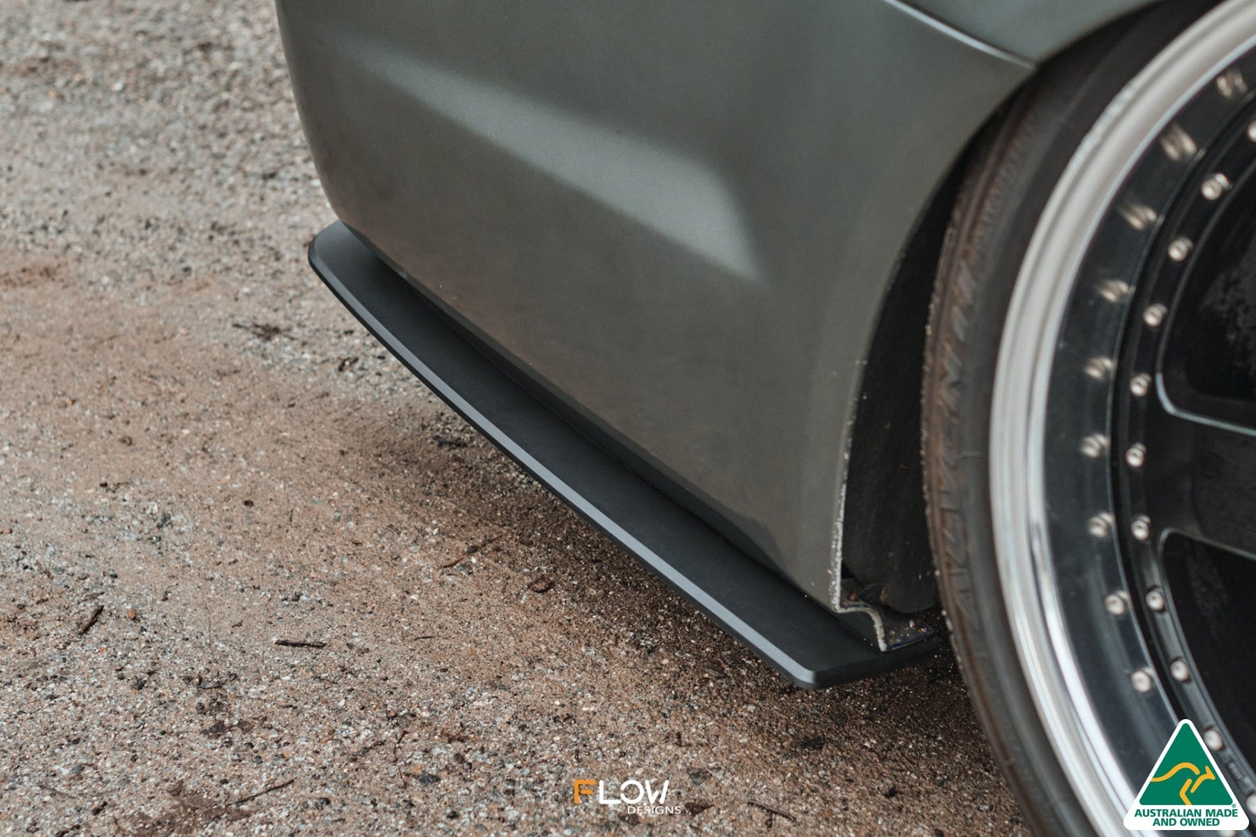 Flow Designs VE Commodore Ute Rear Spats (Pair) - iilumolab