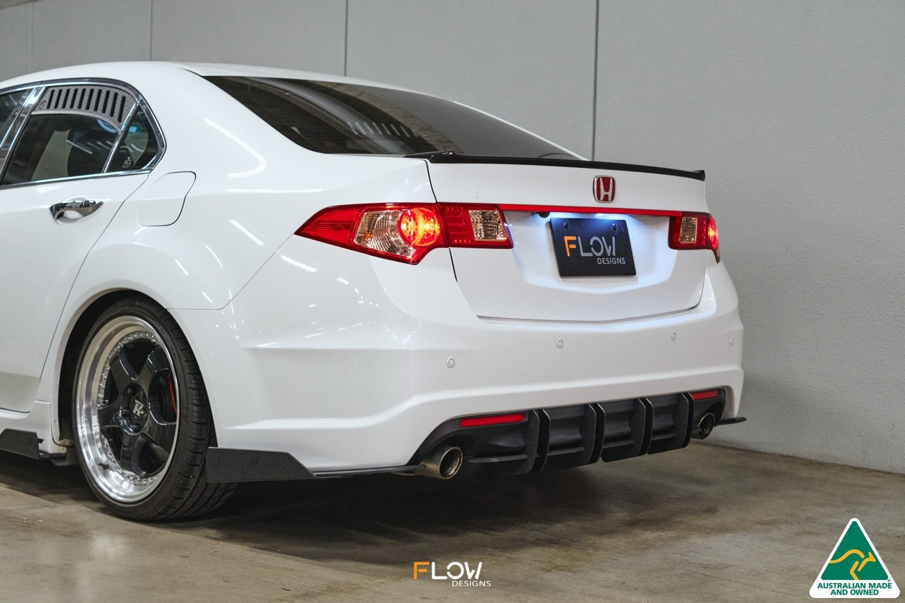 Flow Designs DISCONTINUED SANDED MATTE FINISH - CU2 Accord Euro Flow-Lock Rear Diffuser - Modulo - iilumolab