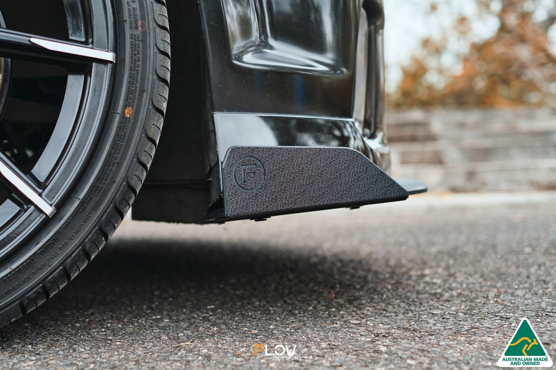 Flow Designs VE Commodore S1 Wagon Front Lip Splitter Winglets (Pair) - iilumolab