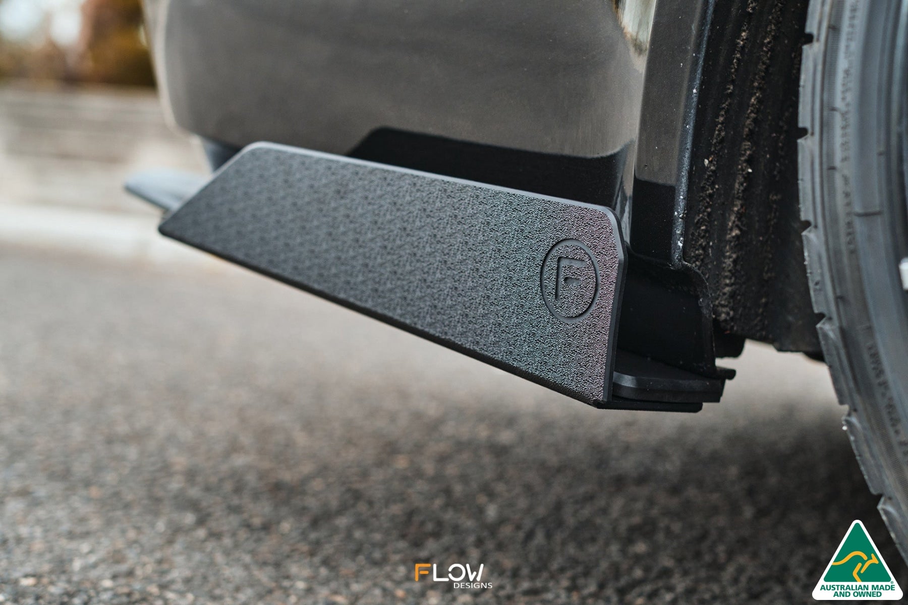 Flow Designs VE Commodore S1 Wagon Rear Spat Winglets (Pair) - iilumolab