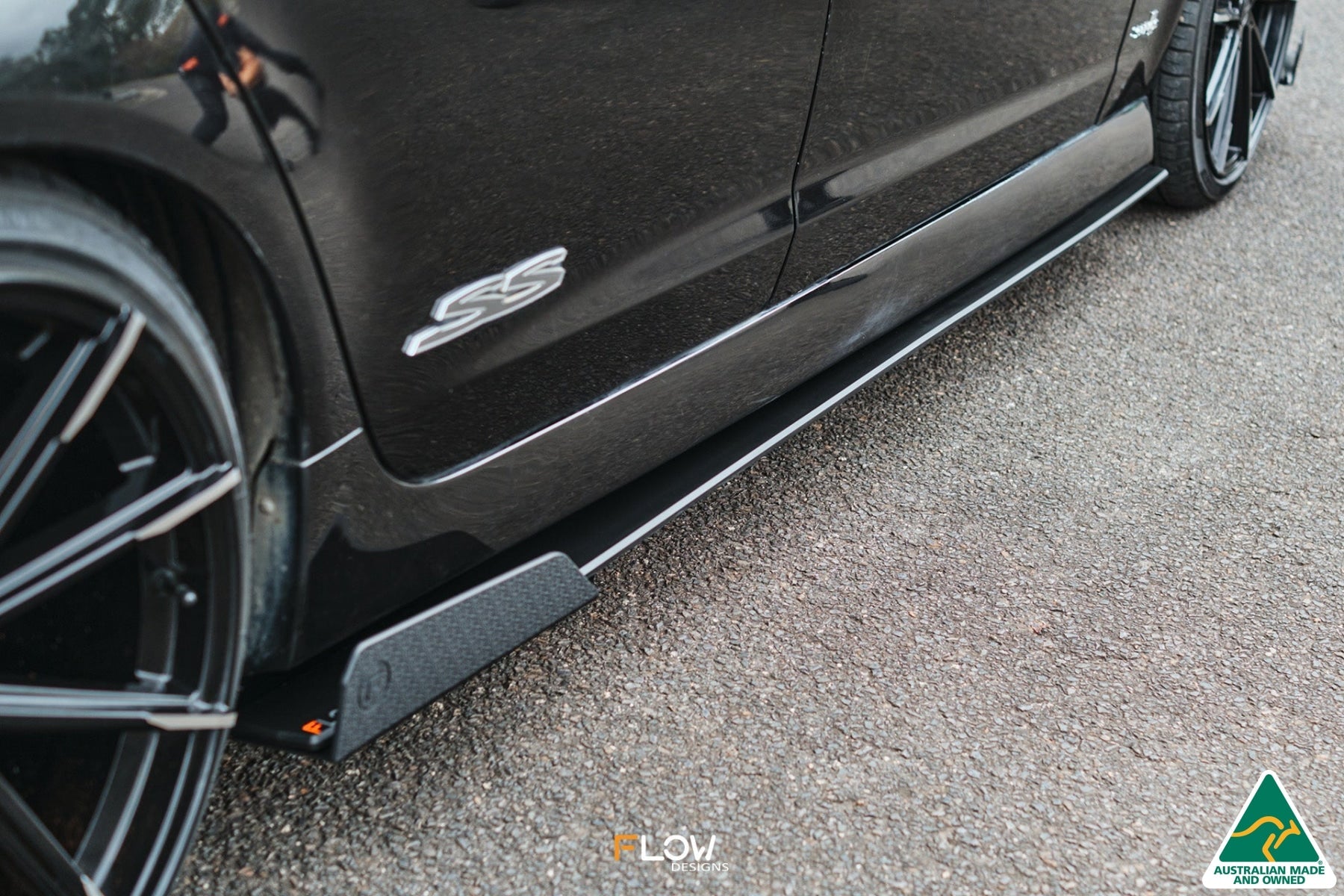 Flow Designs VE Commodore S2 Wagon Side Skirt Splitters (Pair) - iilumolab