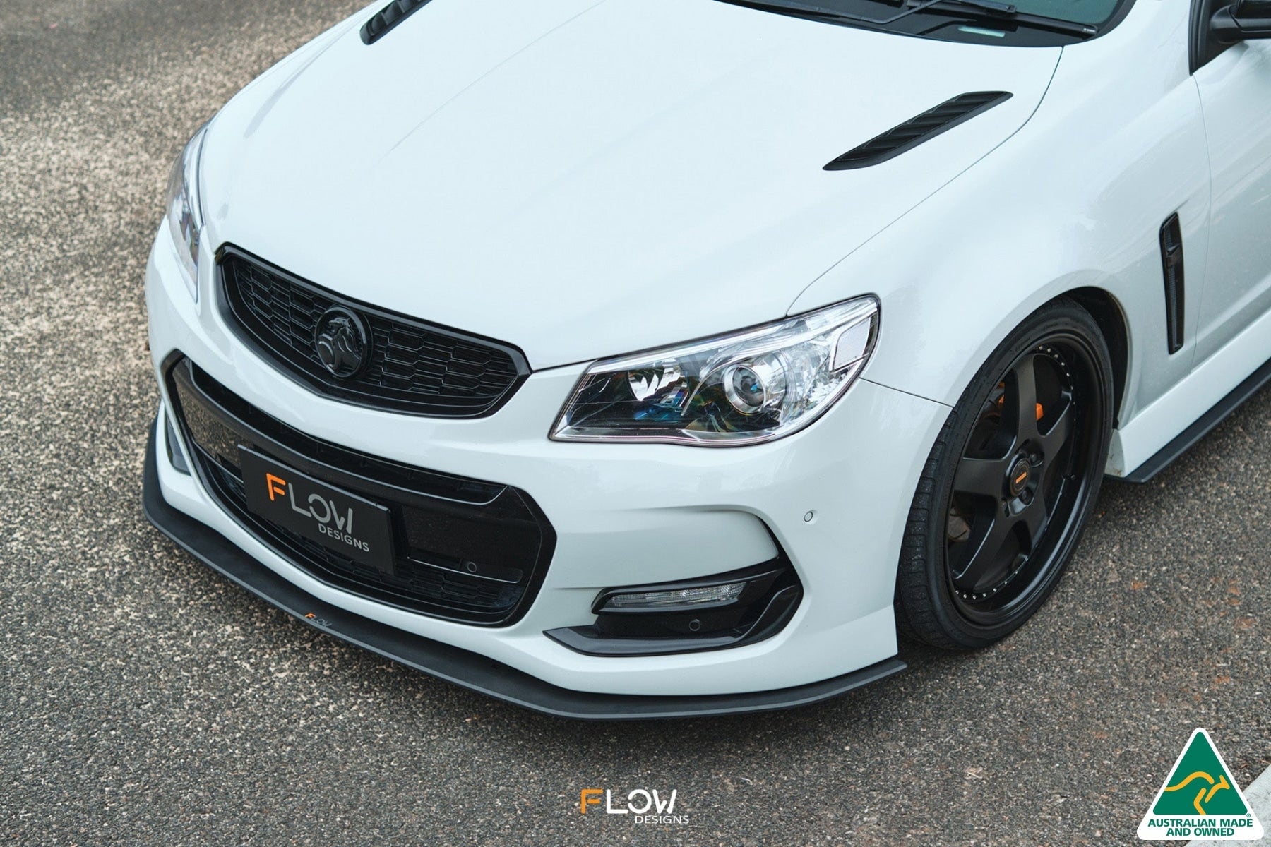 Flow Designs VF Commodore S2 Sedan Front Lip Splitter - iilumolab