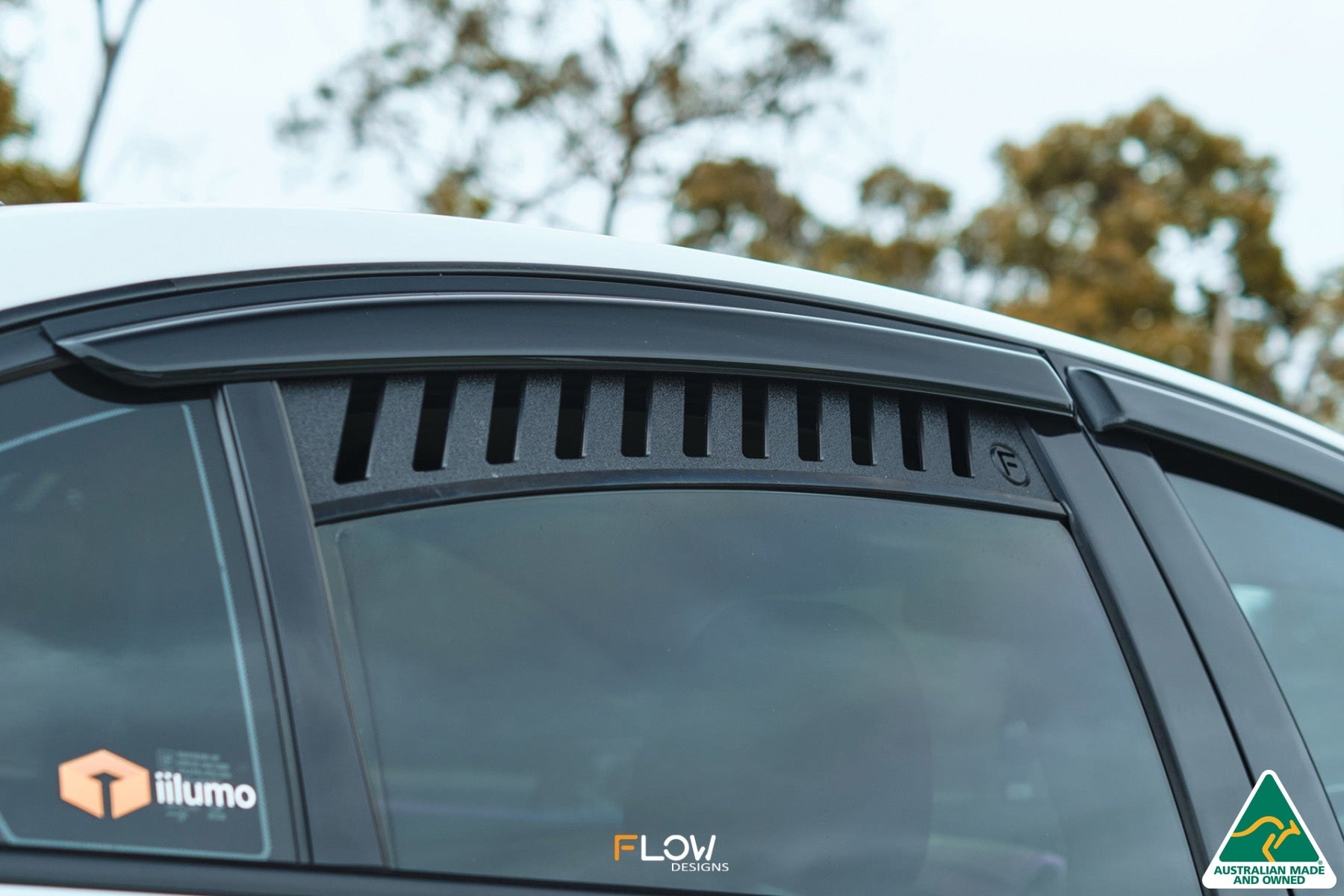 Flow Designs VF Commodore Sedan Rear Window Vents (Pair)