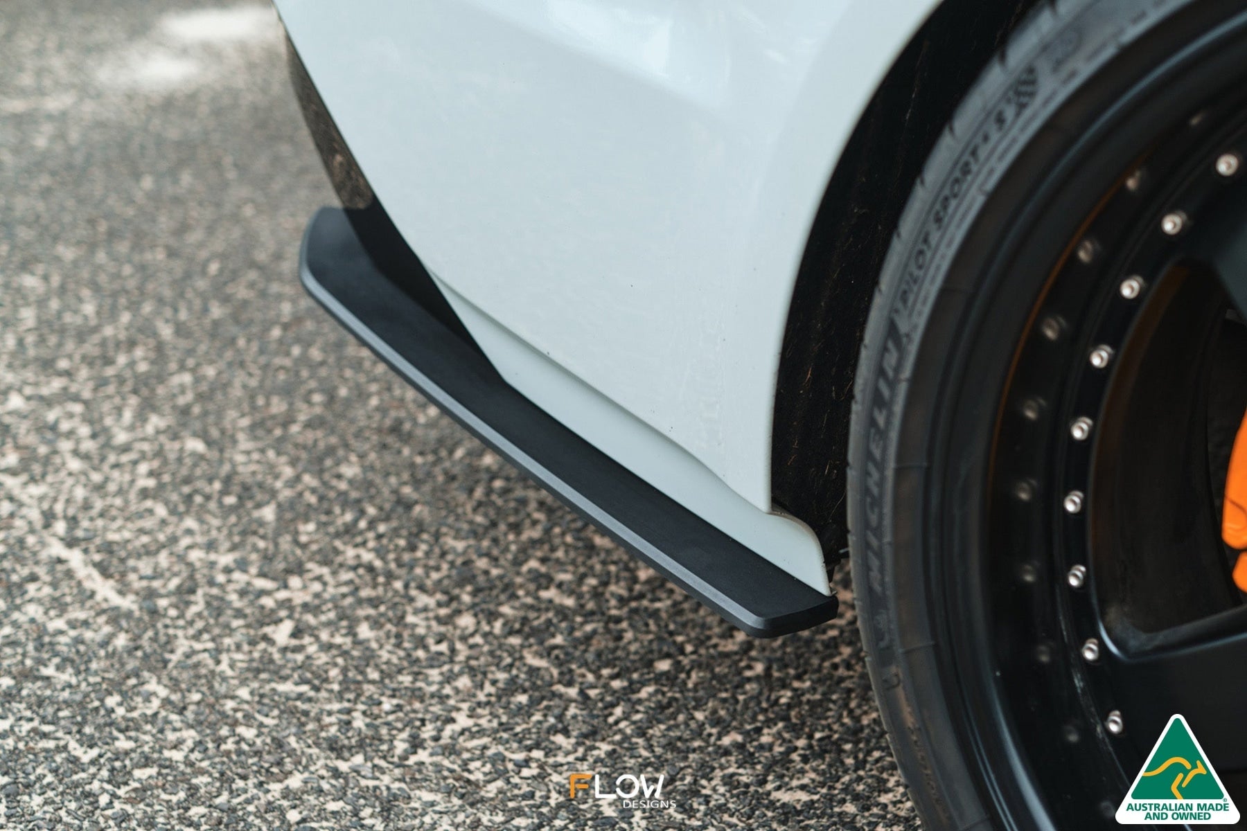 Flow Designs VF Commodore S2 Sedan Rear Spats (Pair) - iilumolab