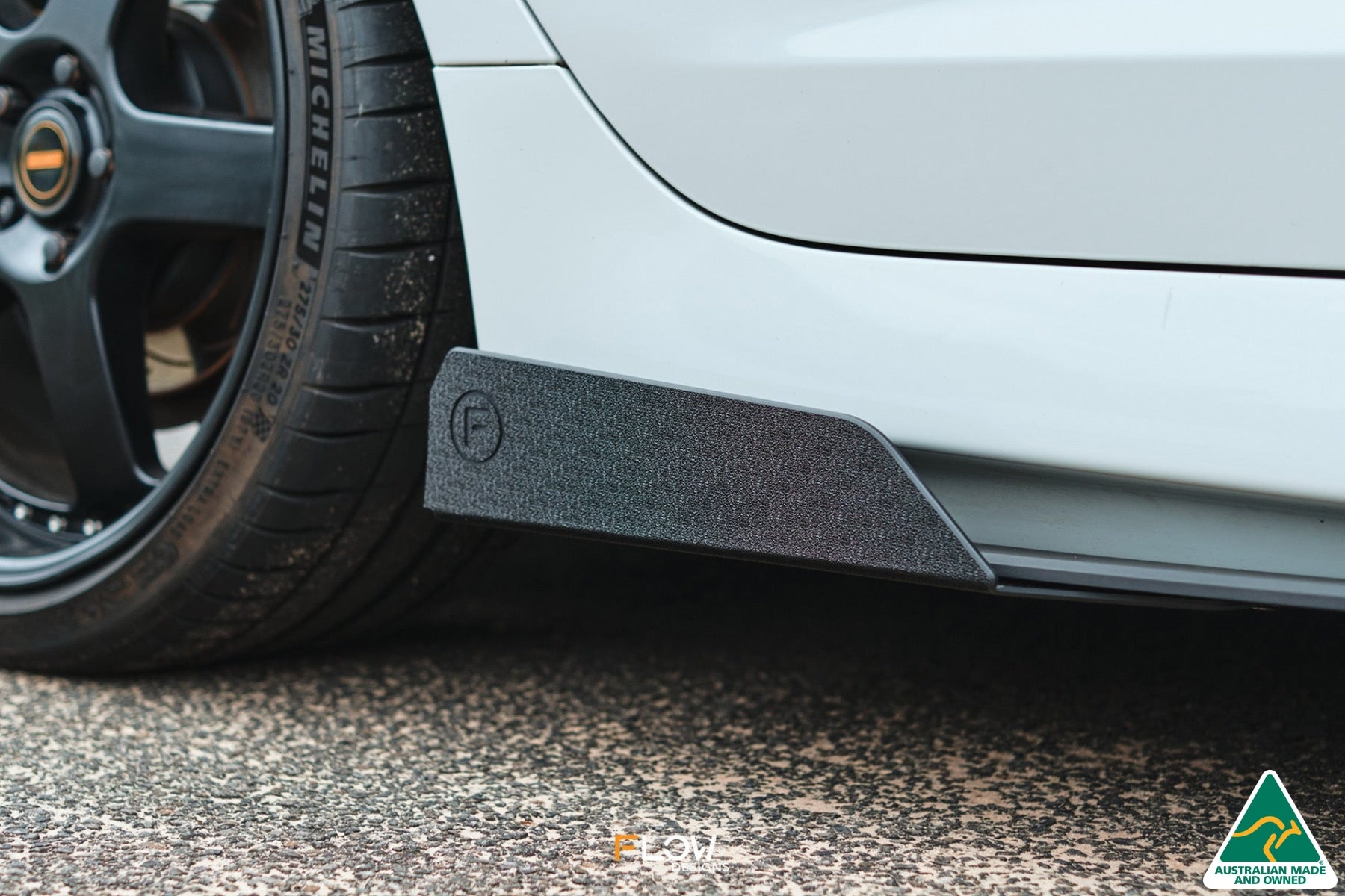 Flow Designs VF Commodore S2 Sedan Side Skirt Splitter Winglets (Pair) - iilumolab