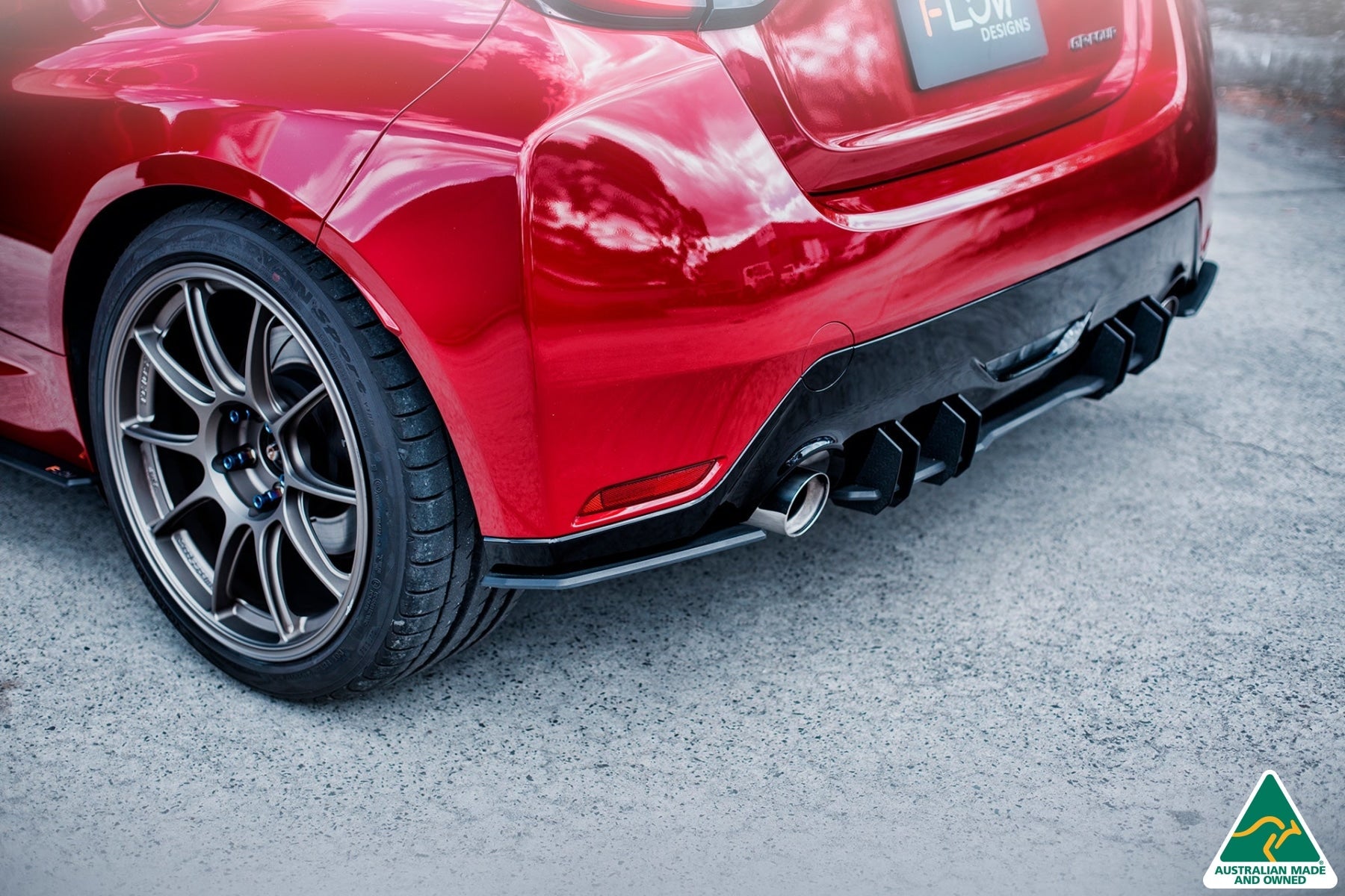 Flow Designs Yaris GR Gen1 Flow-Lock Rear Diffuser - iilumolab