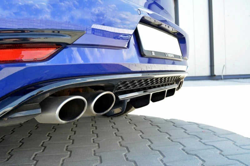 Maxton Designs Rear Central Splitters VW Golf Mk7.5 R (Facelift)