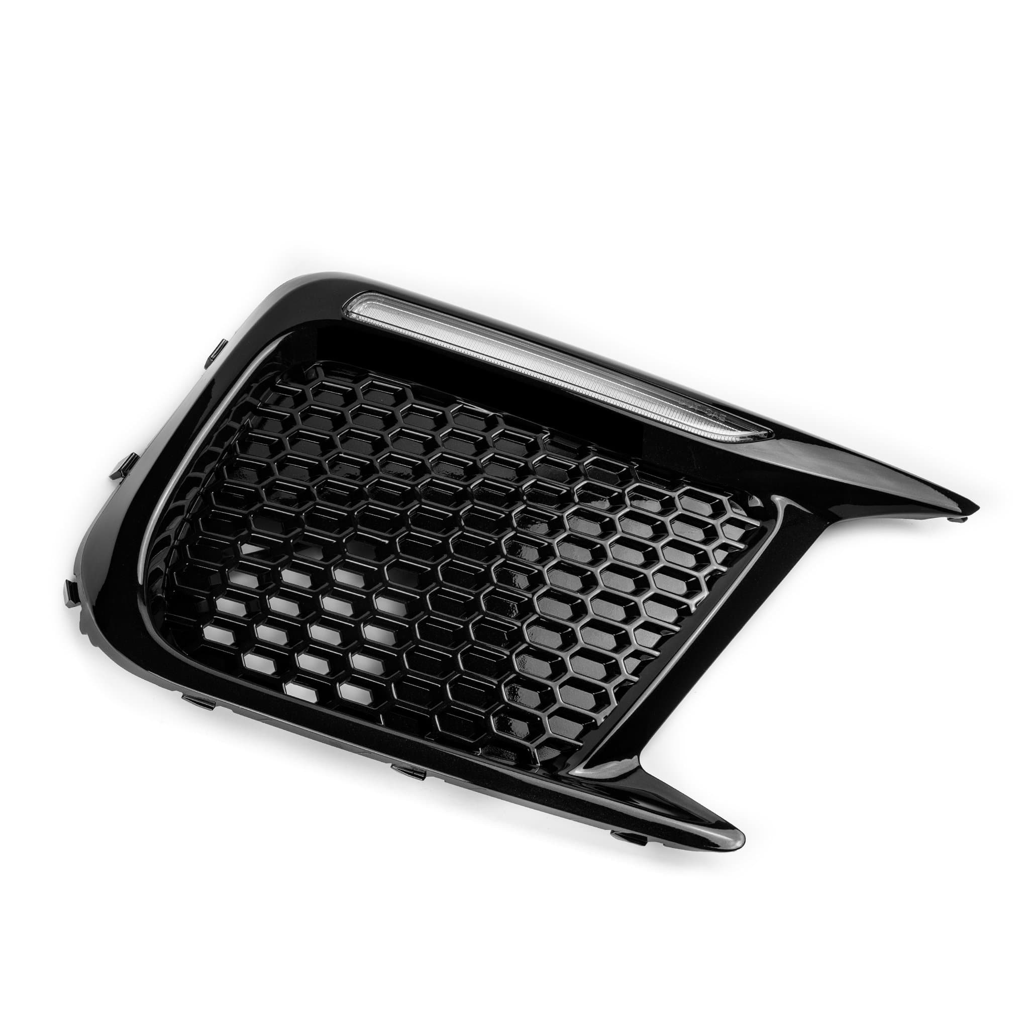 DAYTIME RUNNING LIGHT & SEQUENTIAL SIGNAL FOG LIGHT BEZELS (FOG LIGHT DELETE) : 2018-2021 SUBARU WRX / STI - iilumo