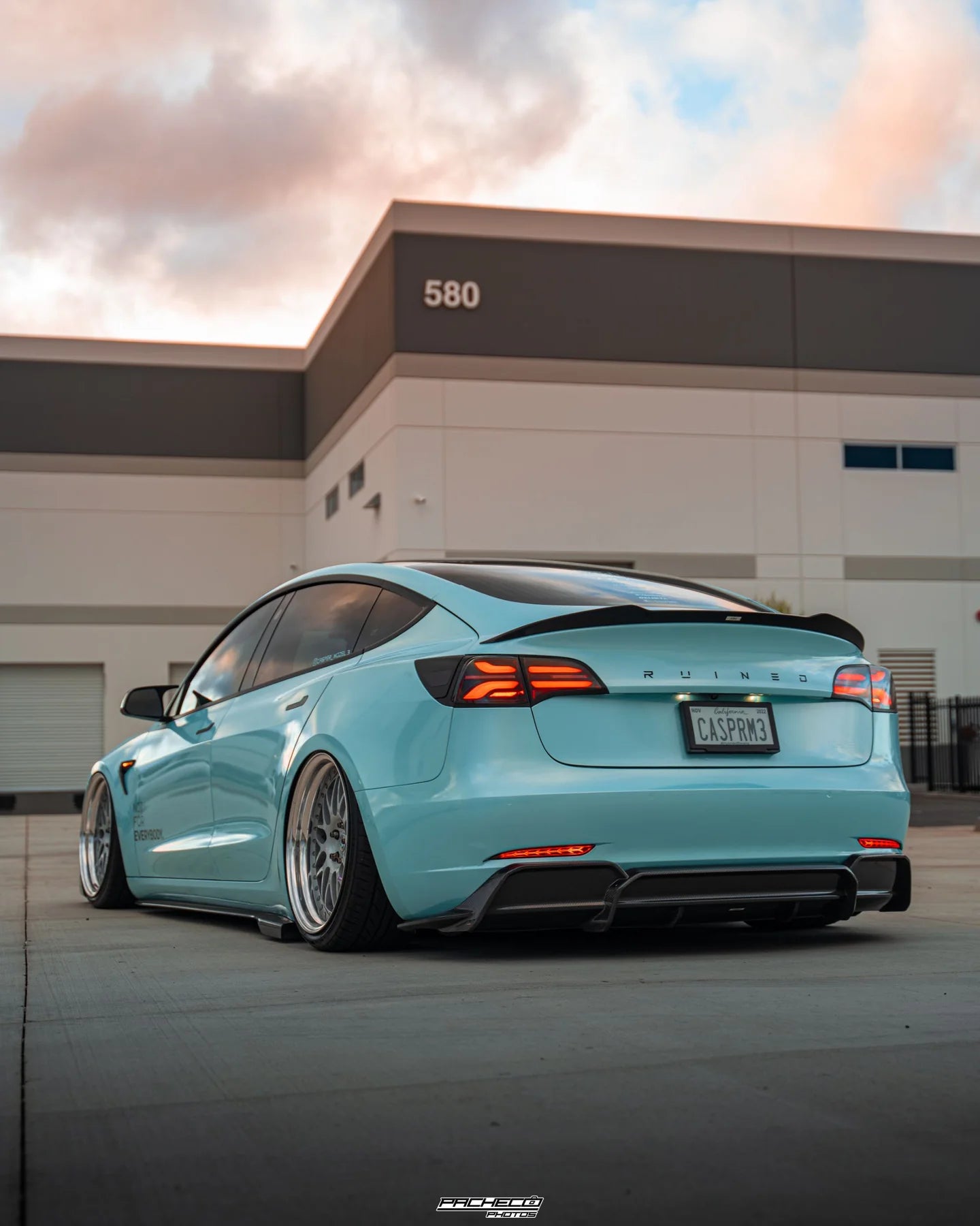 TESLA MODEL 3 REAR DIFFUSER V2