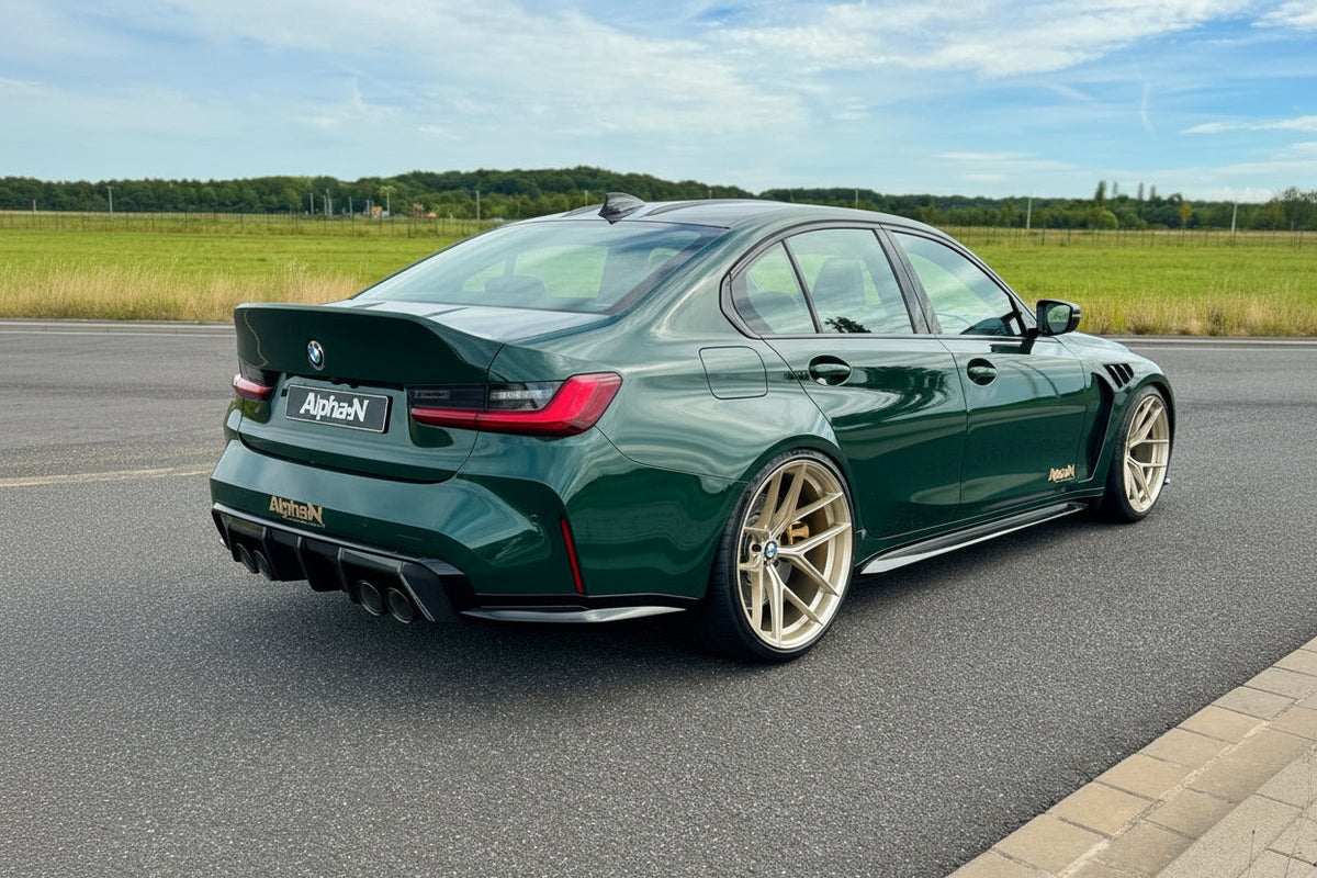 Carbon Vented Front Fender Set for BMW M3 G80 G81