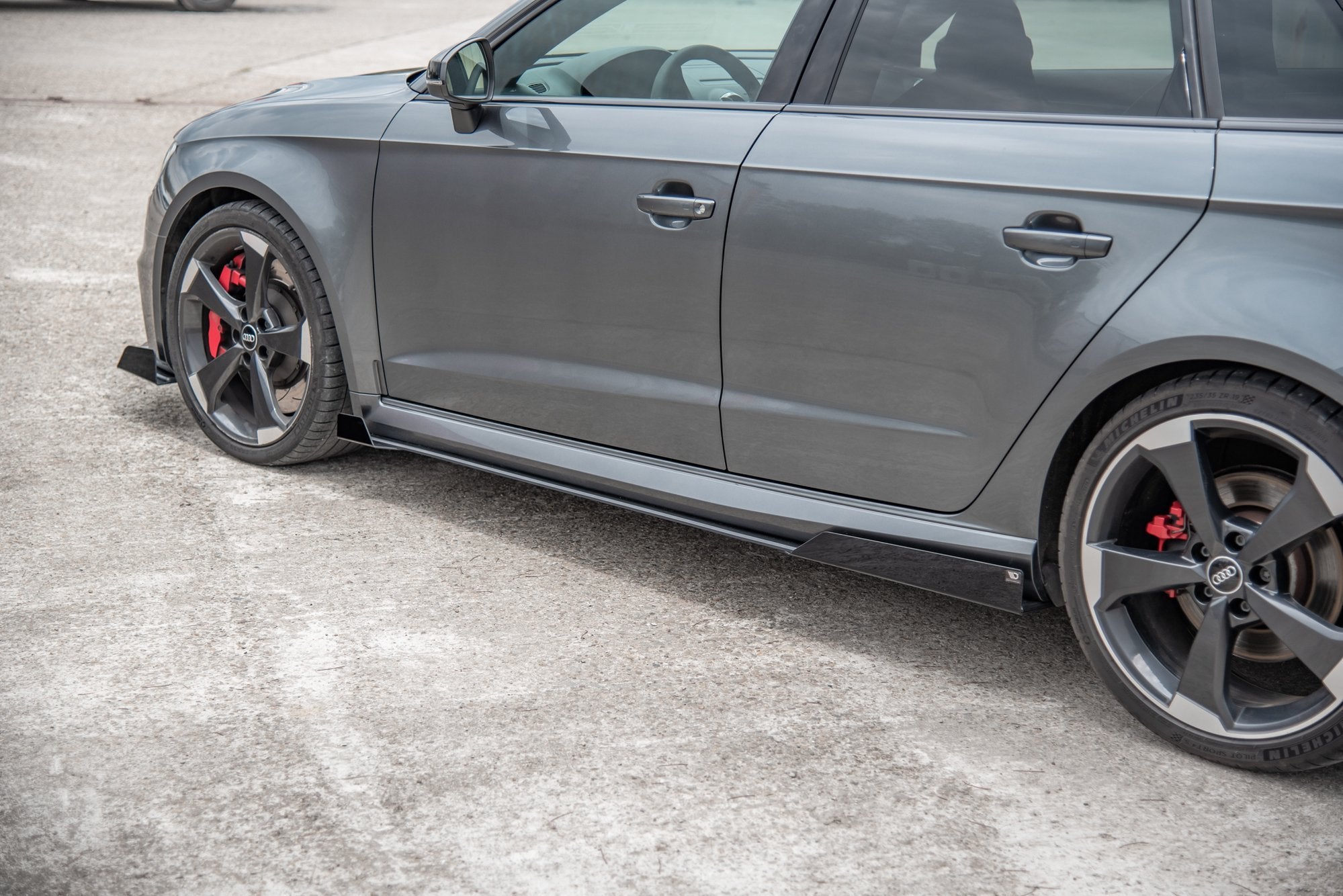 Maxton Design Racing Side Flaps Audi RS3 8V Sportback - iilumolab