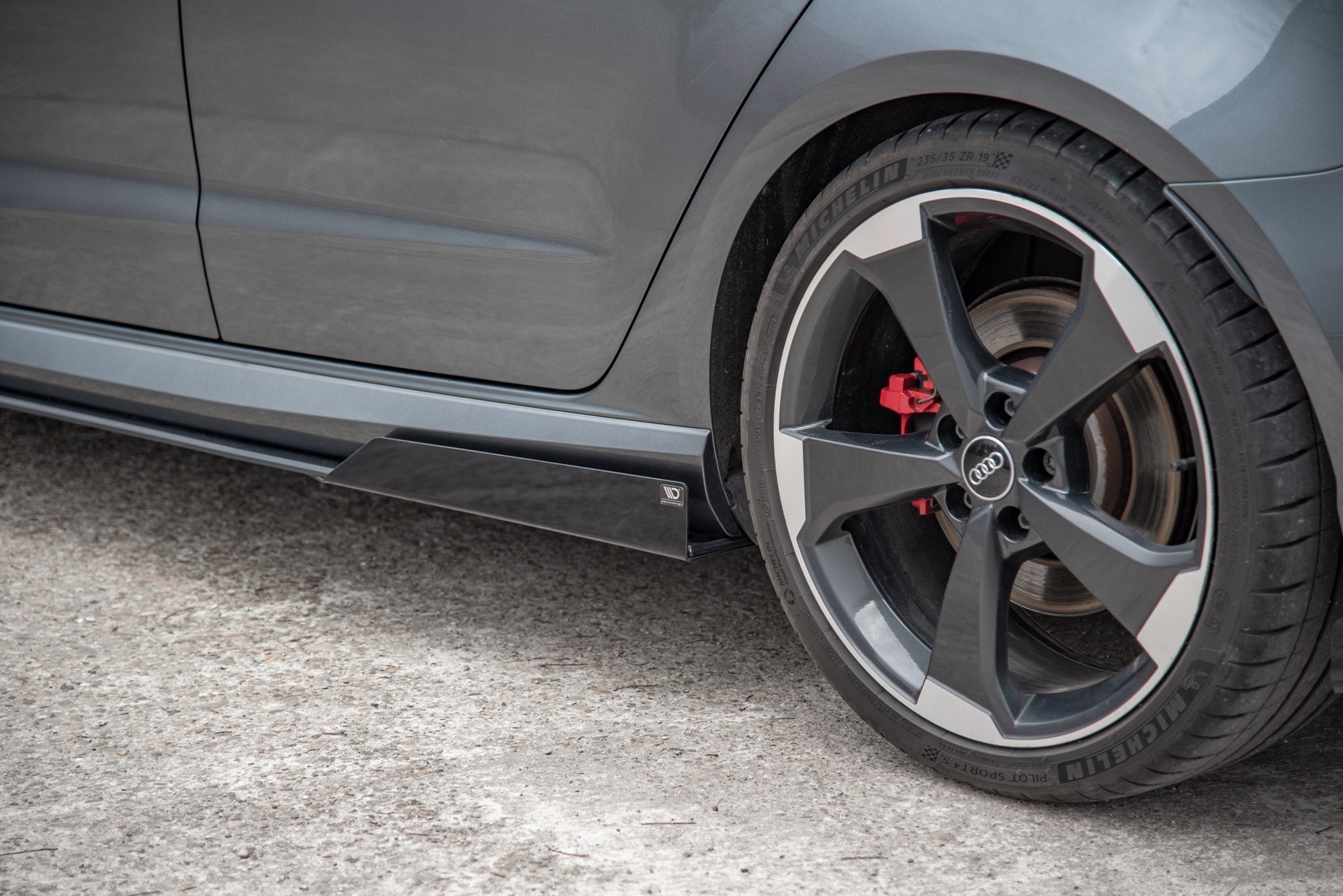 Maxton Design Racing Side Flaps Audi RS3 8V Sportback - iilumolab