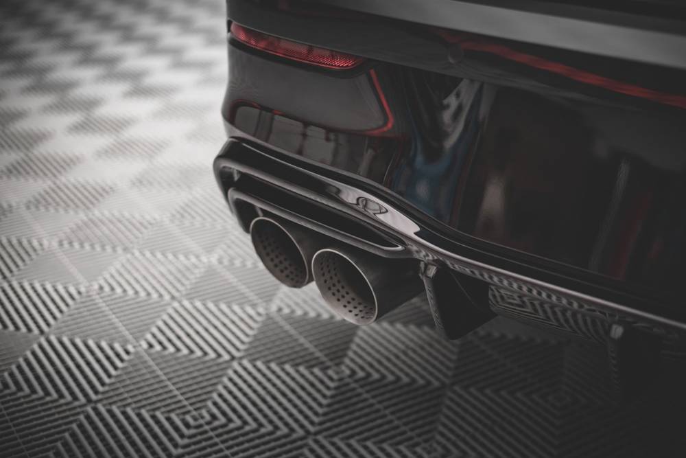 Maxton Design Rear Valance V.2 VW Golf Mk8 R