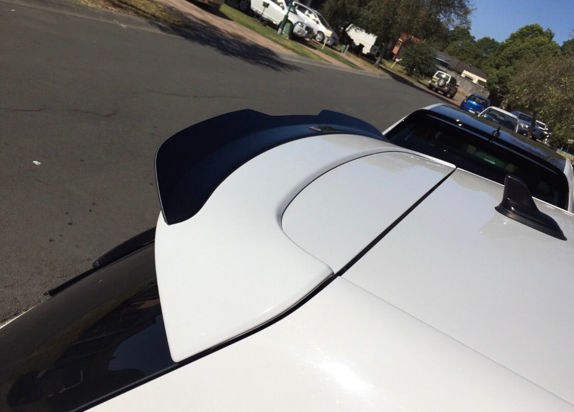 Maxton Design VW Golf Mk6 GTI & R Spoiler Cap