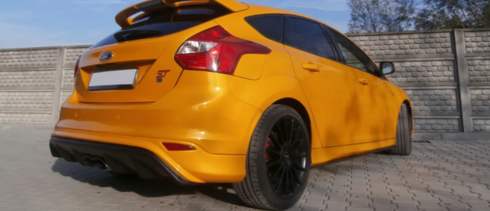 Maxton Design Front Ford Focus Mk 3 ST Rear Diffuser (Prefacelift) - iilumolab