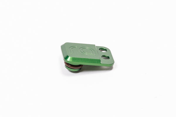 Radium Engineering Fuel Tank Pressure Sensor Plug for Mitsubishi Evo X
