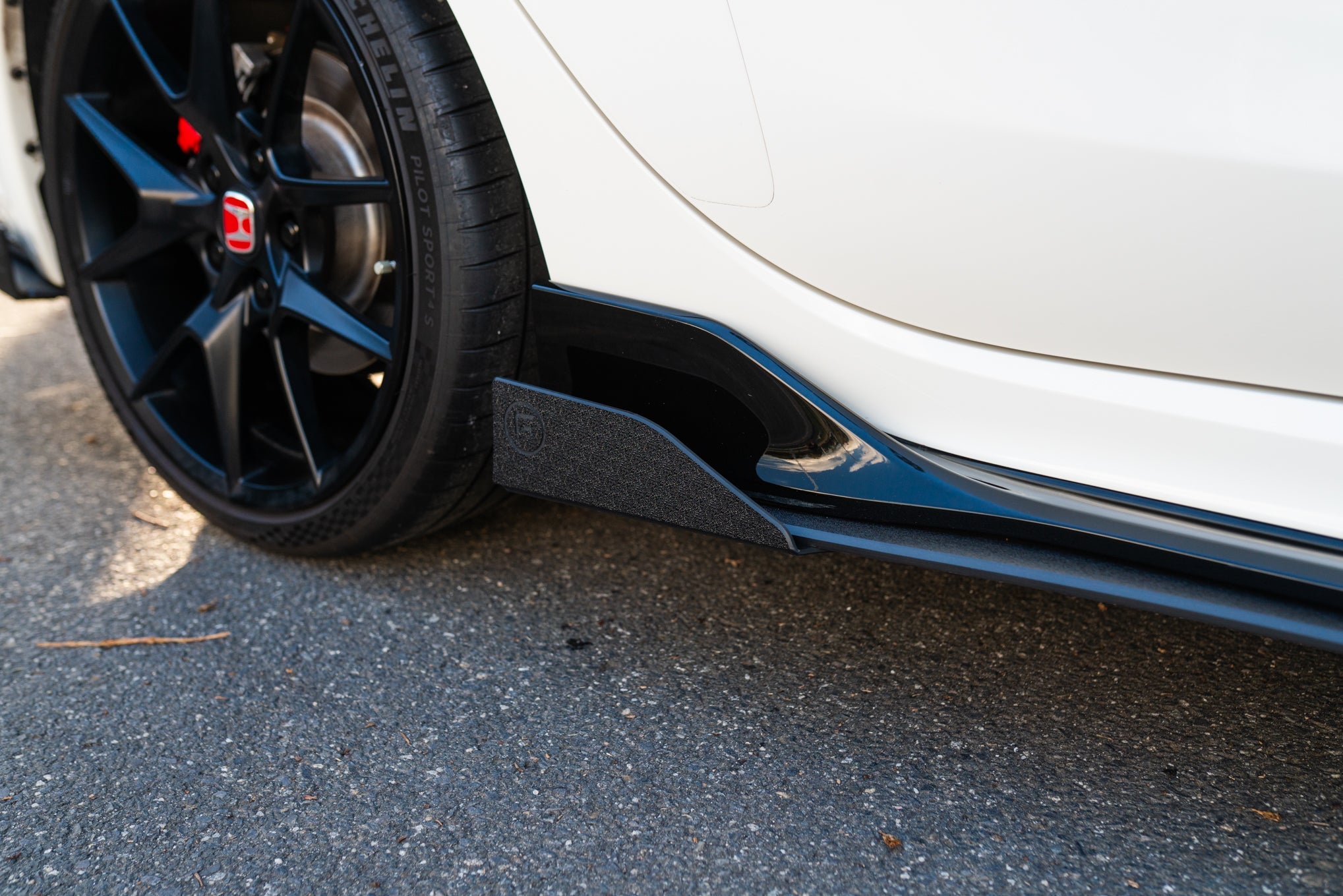 Flow Designs FL5 Civic Type R Side Skirt Splitter Winglets (Pair) - iilumolab