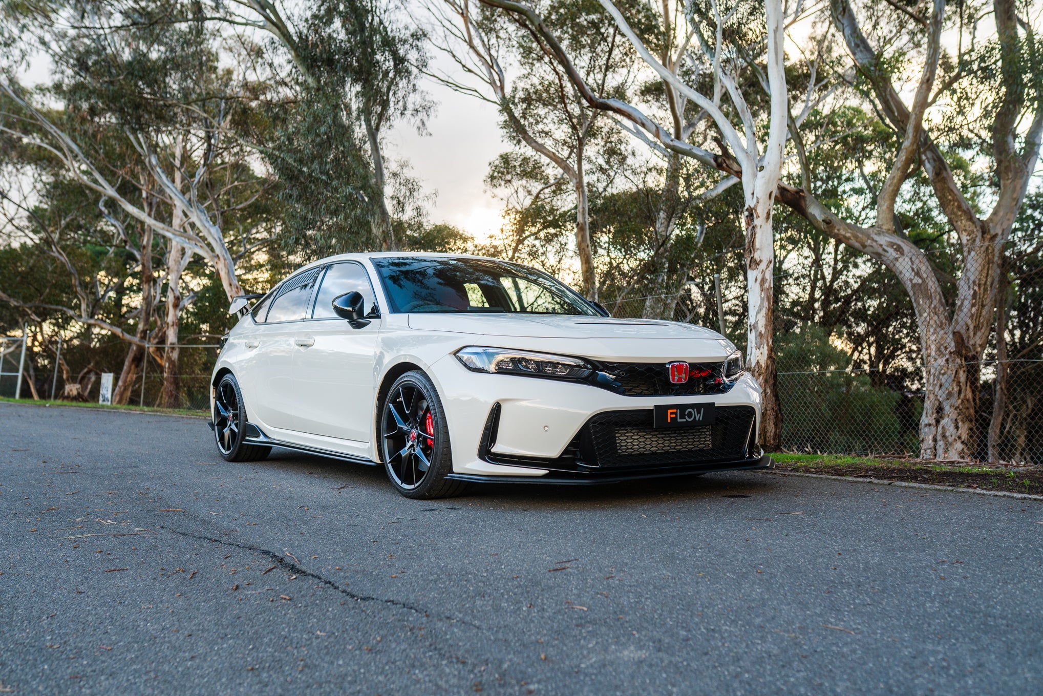 Flow Designs FL5 Civic Type R Front Lip Splitter Extensions (Pair) - iilumolab