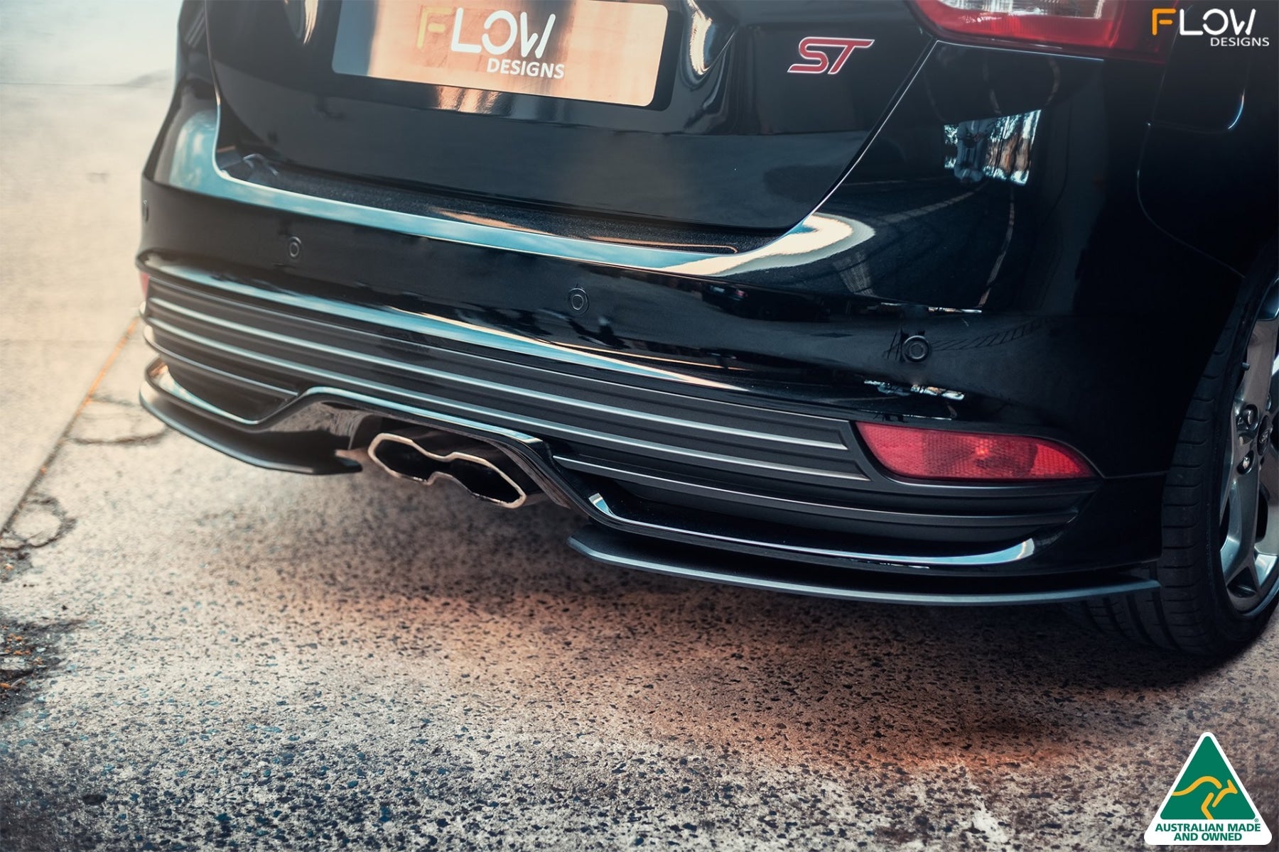 Flow Designs MK3.5 Focus ST (Facelift) Rear Spats Valance (Pair) - iilumolab