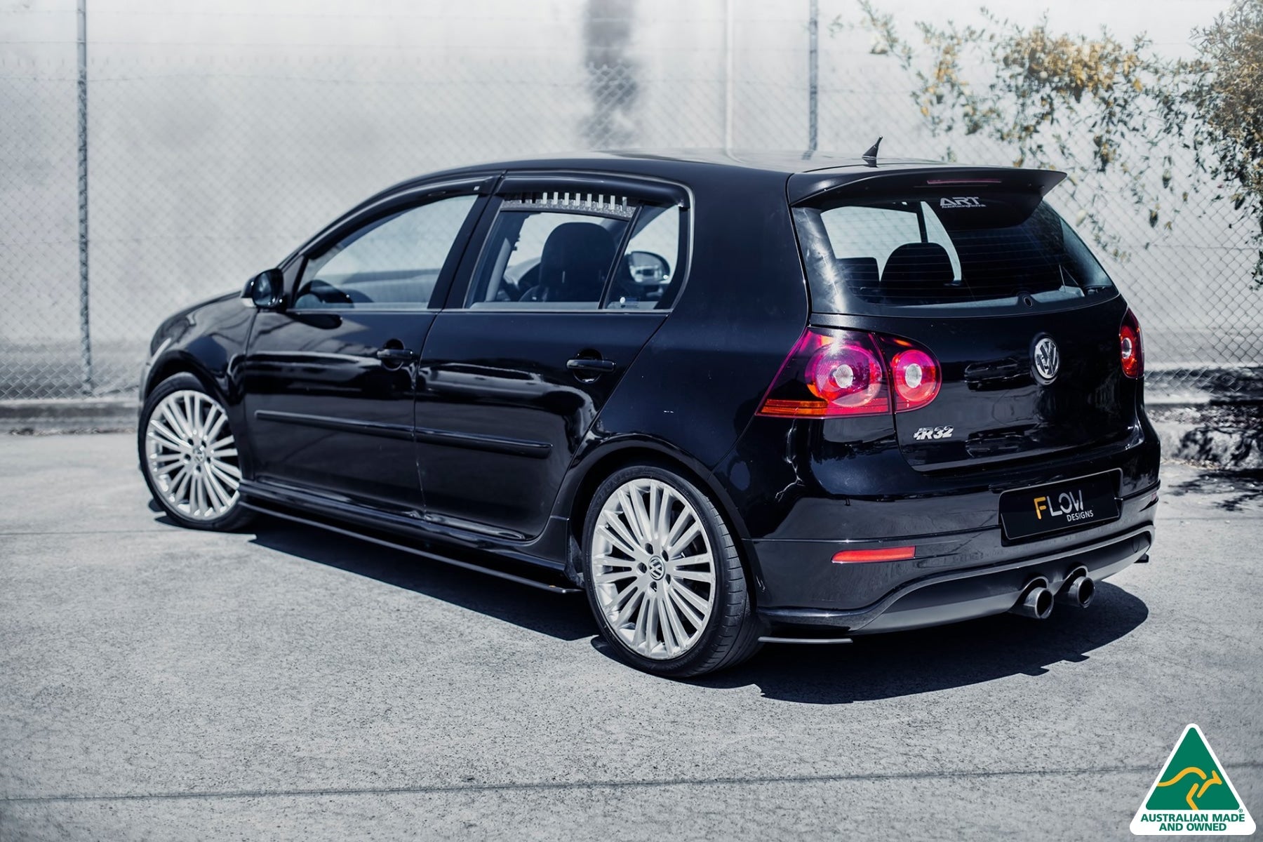 Flow Designs MK5 Golf R32 Rear Spats (Pair) - iilumolab