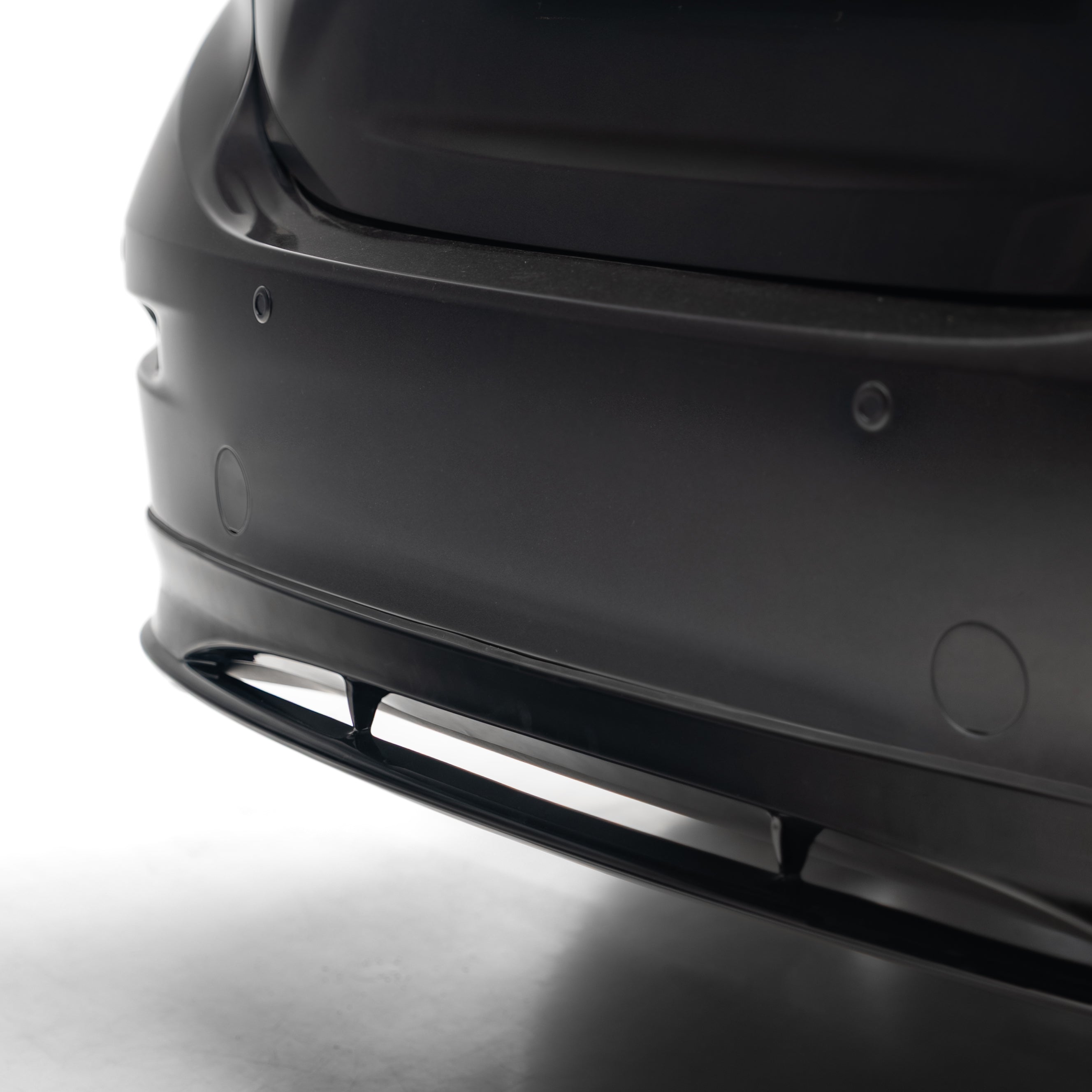 Kuroi Style Rear Diffuser for Mazda 3 BN/BM Sedan 2013-2018