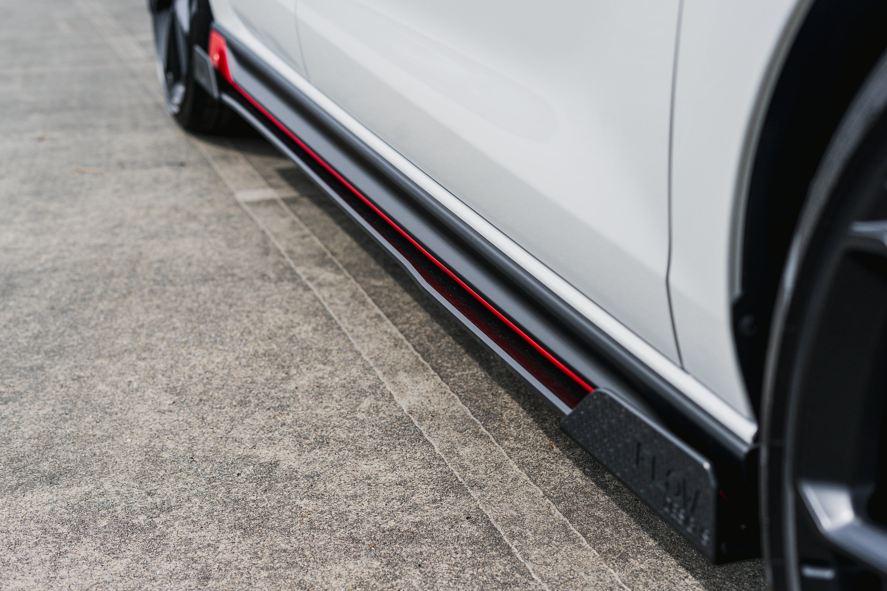 Flow Designs i30N Hatch PDE V6 FL2 2025+ Side Skirt Splitters (Pair) - iilumolab