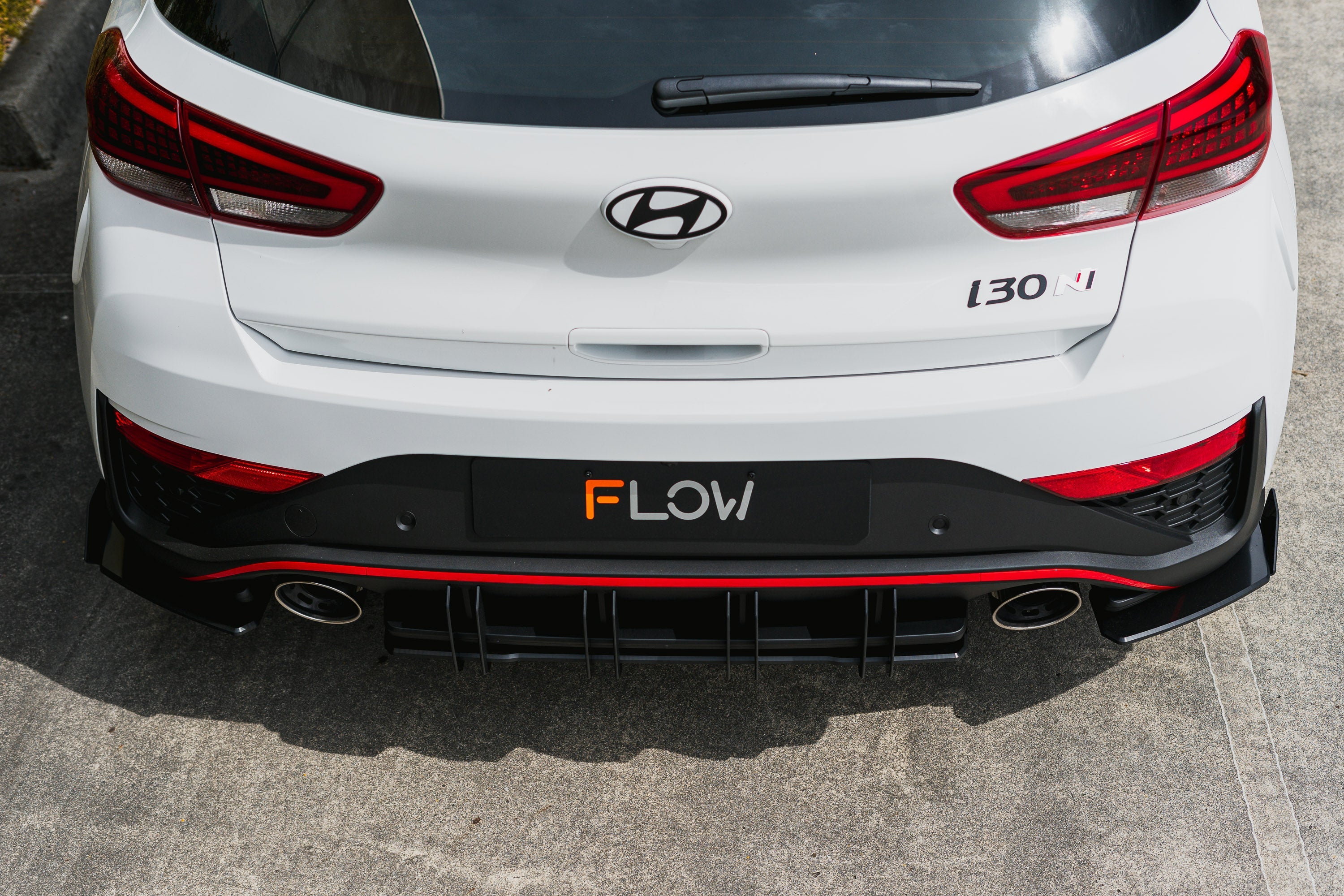 Flow Designs i30N Hatch PDE V6 FL2 2025+ Flow-Lock Rear Diffuser - iilumolab