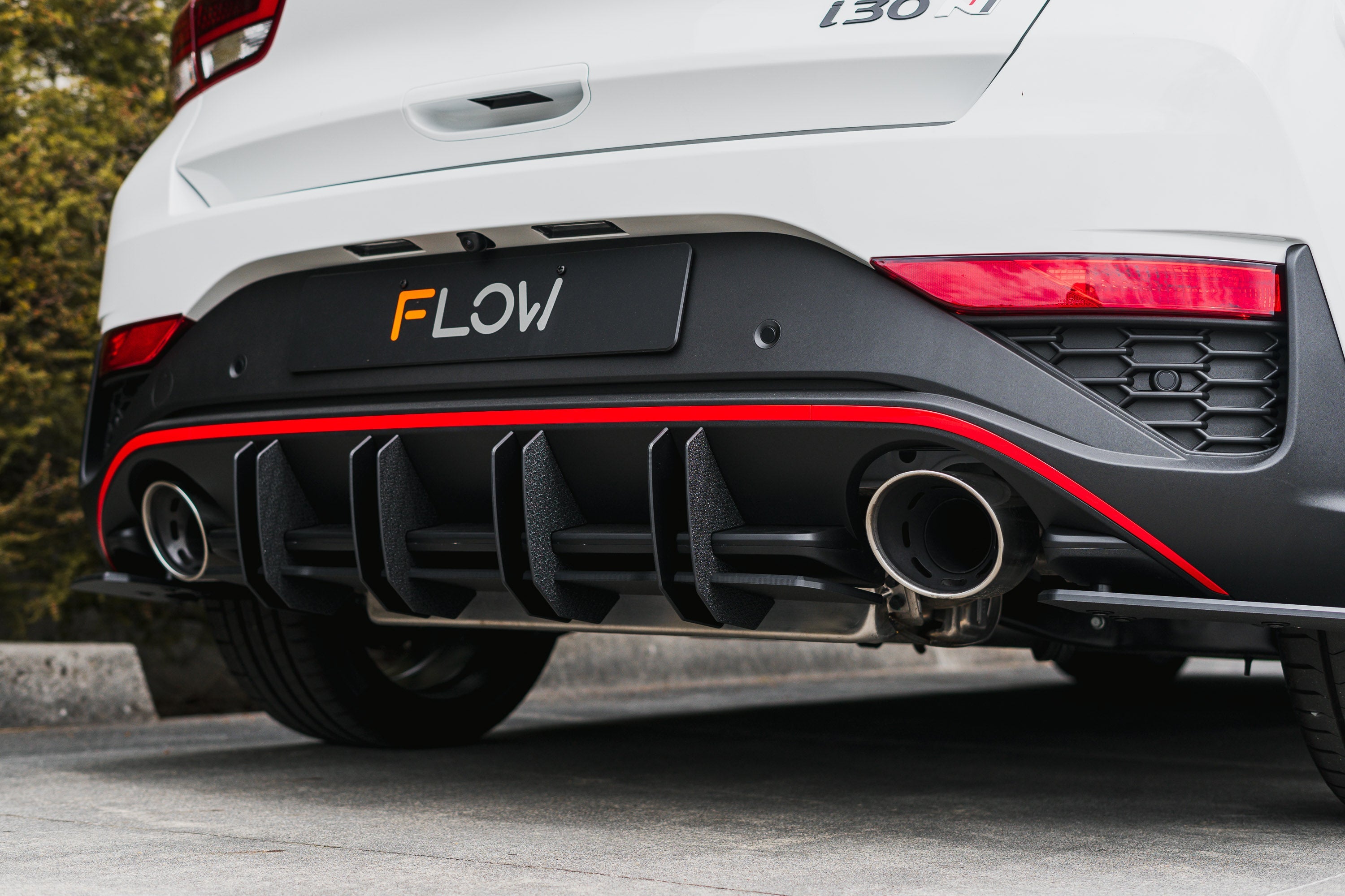 Flow Designs i30N Hatch PDE V6 FL2 2025+ Flow-Lock Rear Diffuser - iilumolab