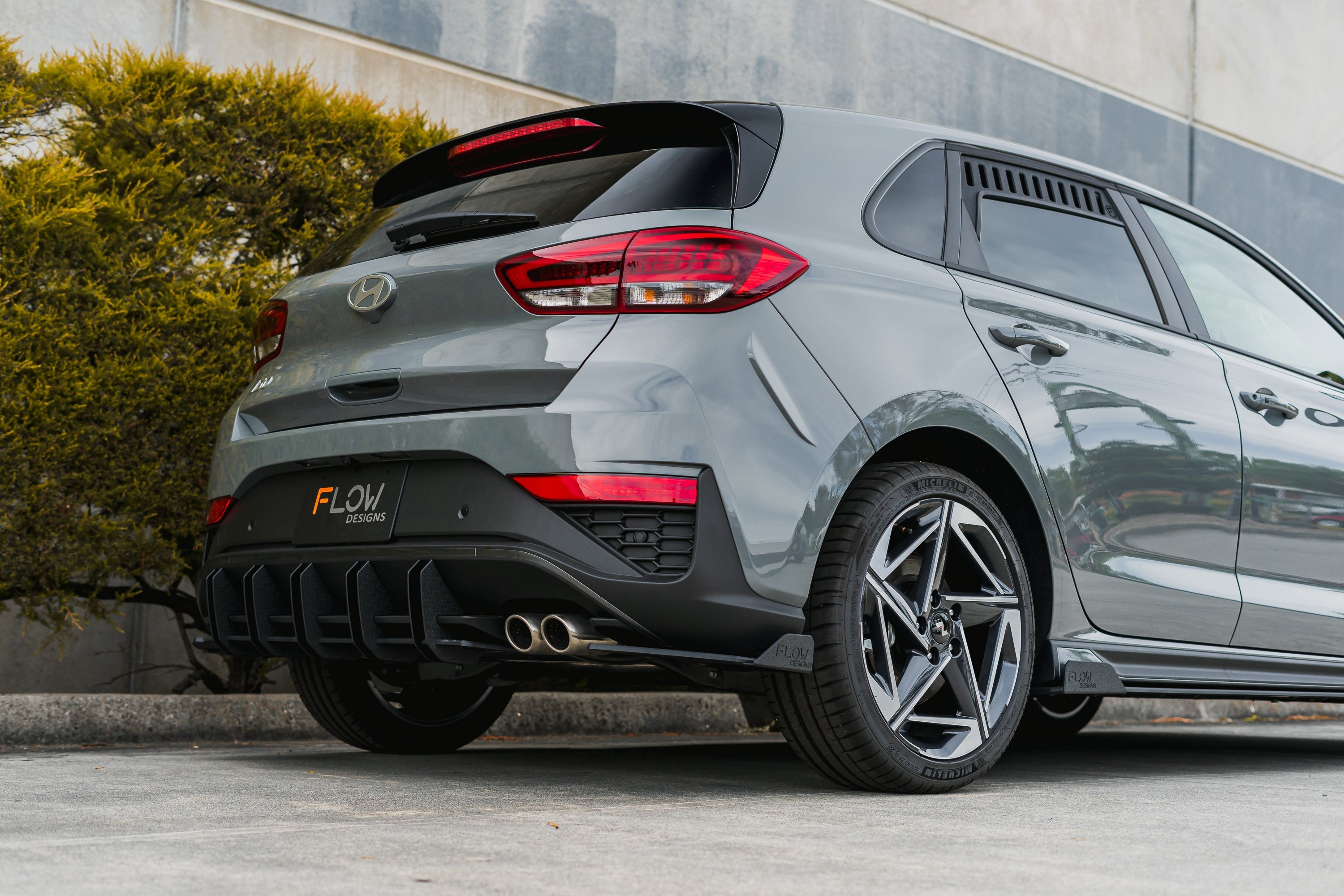 Flow Designs i30N-Line Hatch PDe.V6 FLÂ 2024+ Flow-Lock Rear Diffuser - iilumolab