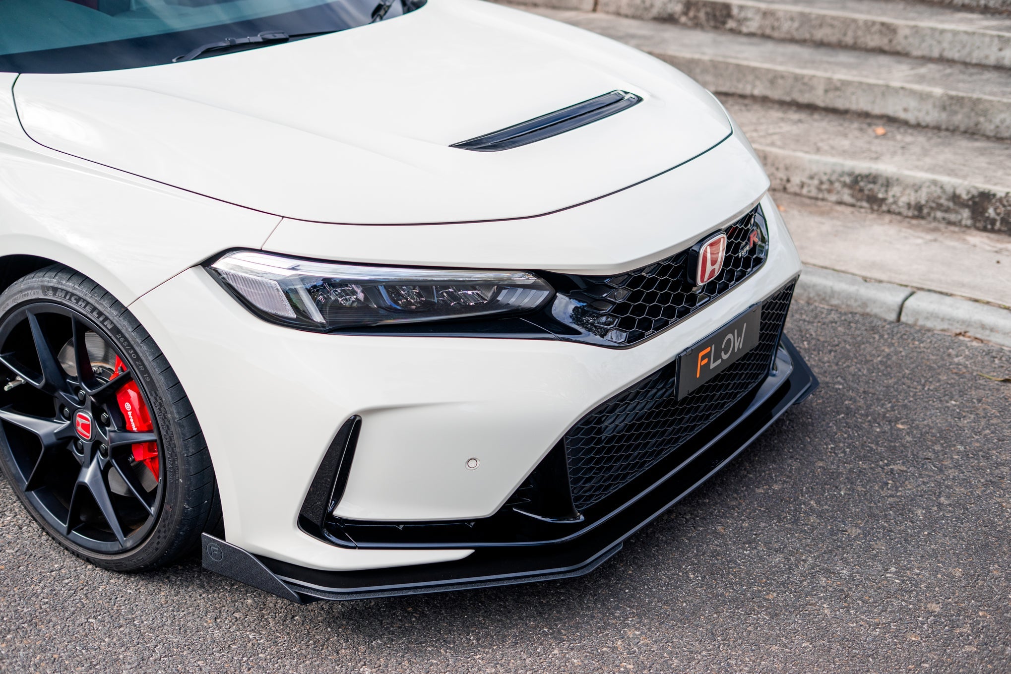 Flow Designs FL5 Civic Type R Front Lip Splitter - iilumolab