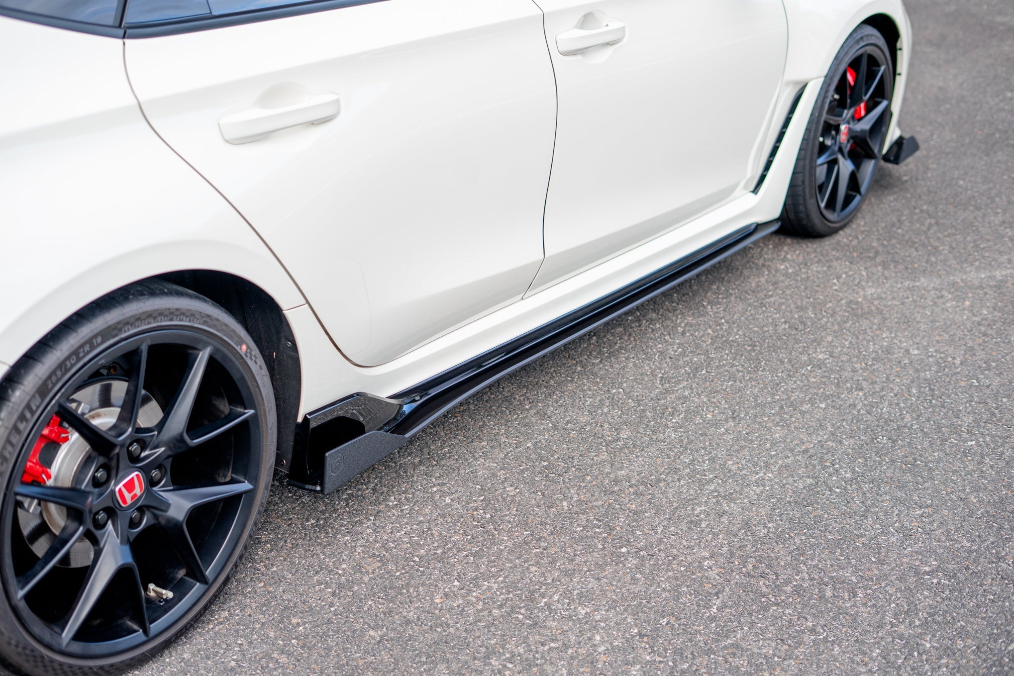 Flow Designs FL5 Civic Type R Side Skirt Splitters (Pair) - iilumolab