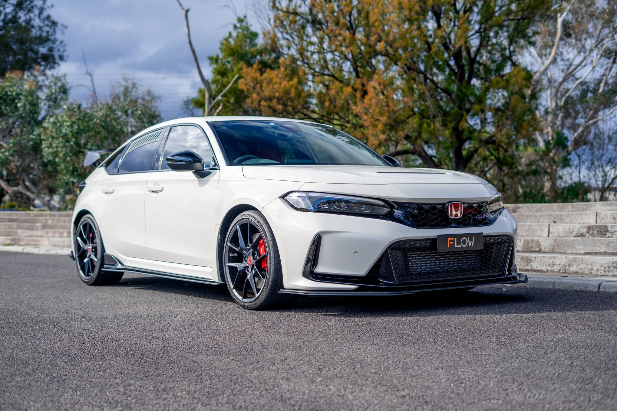 Flow Designs FL5 Civic Type R Front Lip Splitter - iilumolab