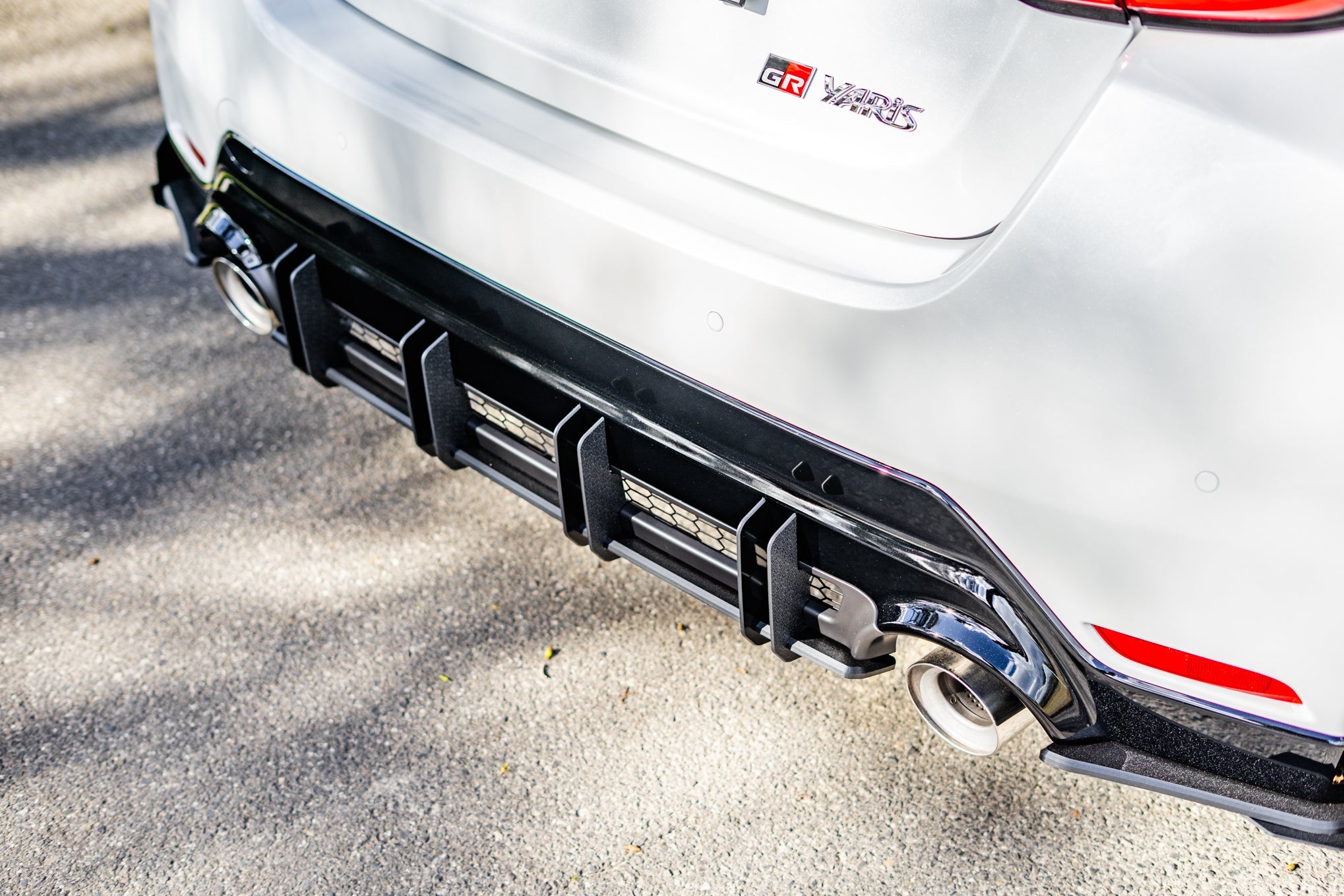 Flow Designs Toyota Yaris GR Gen2 2025 Flow-Lock Rear Diffuser - iilumolab