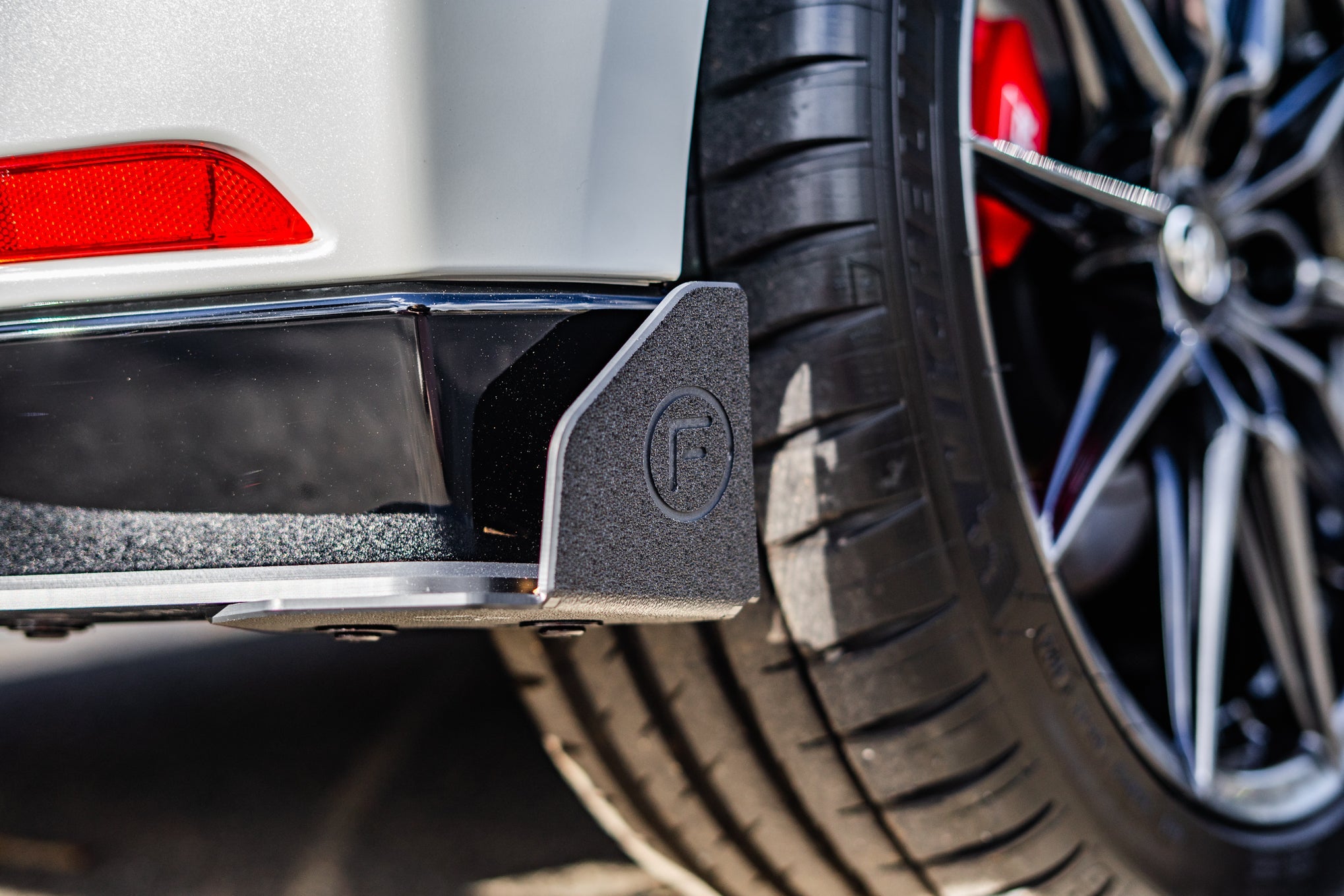 Flow Designs Toyota Yaris GR Gen2 2025 Rear Spat Winglets (Pair) - iilumolab