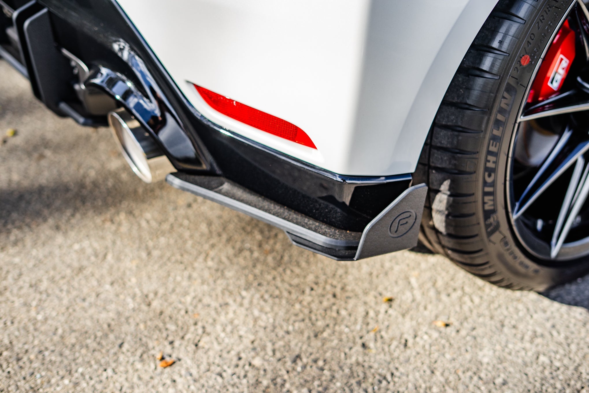 Flow Designs Toyota Yaris GR Gen2 2025 Rear Spat Winglets (Pair) - iilumolab