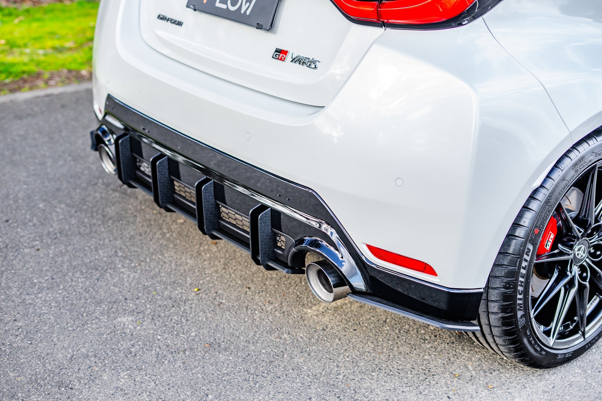 Flow Designs Toyota Yaris GR Gen2 2025 Rear Spats (Pair) - iilumolab