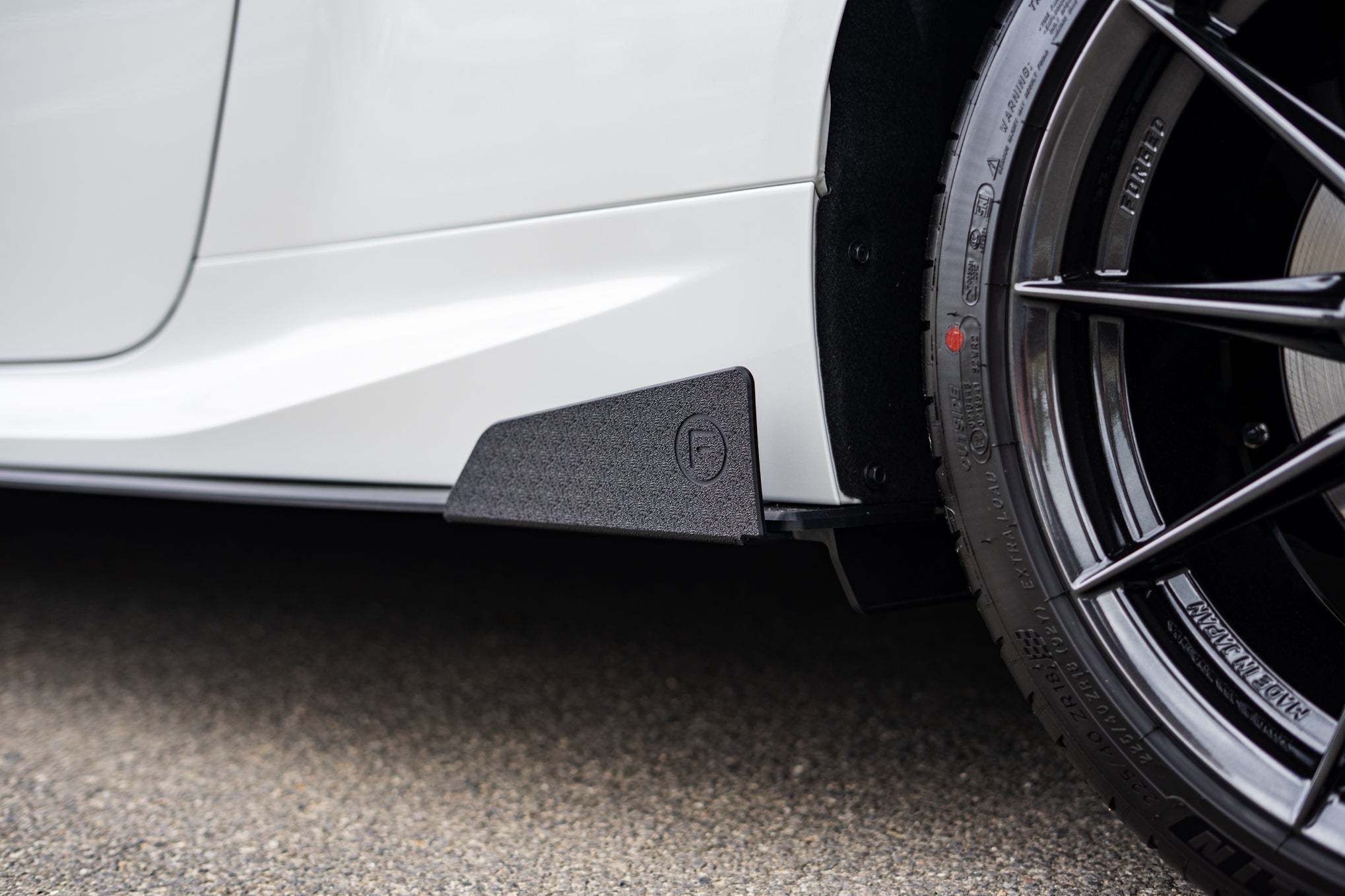 Flow Designs Toyota Yaris GR Gen2 2025 Side Splitter Winglets (Pair) - iilumolab