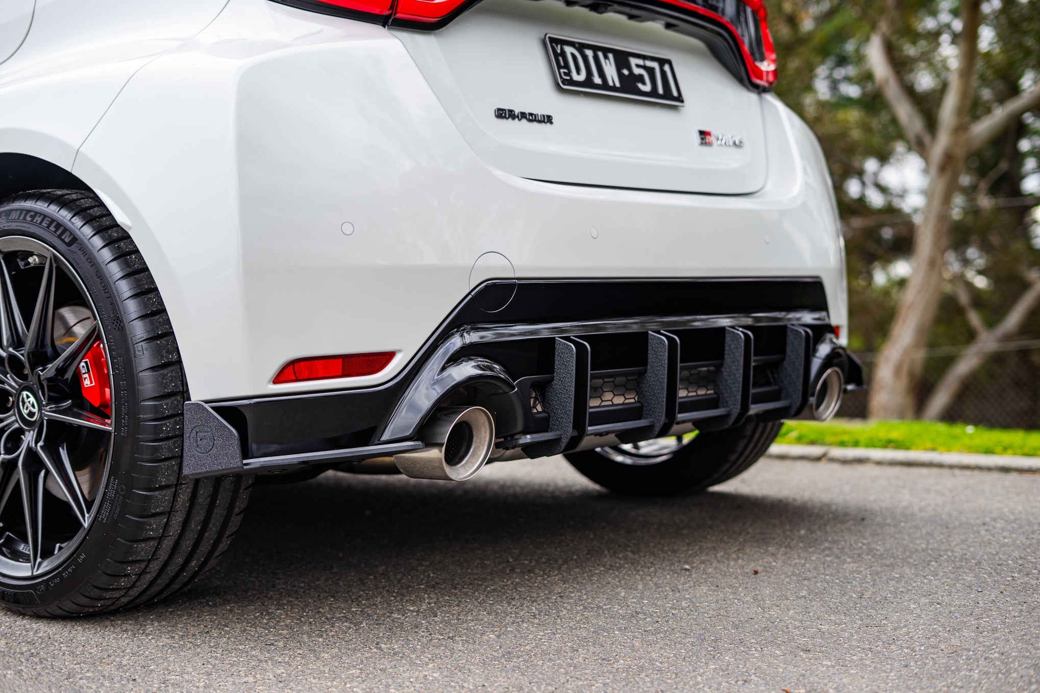Flow Designs Toyota Yaris GR Gen2 2025 Flow-Lock Rear Diffuser - iilumolab